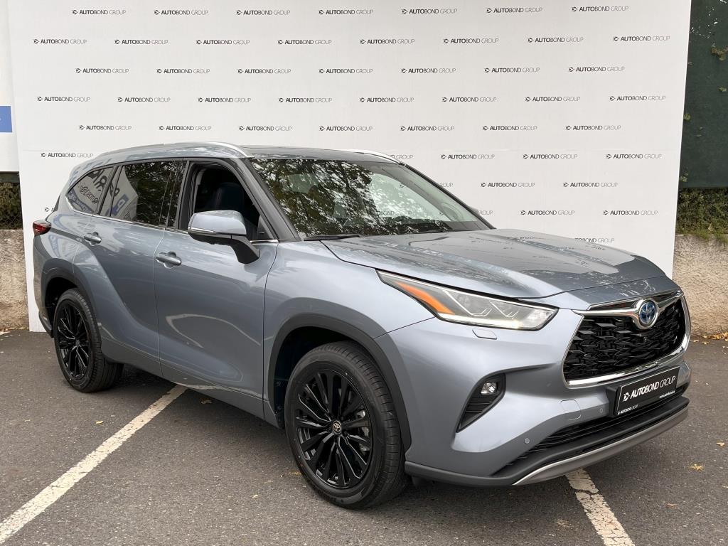 Toyota Highlander 2.5 HEV Executive + Skyview + JBL