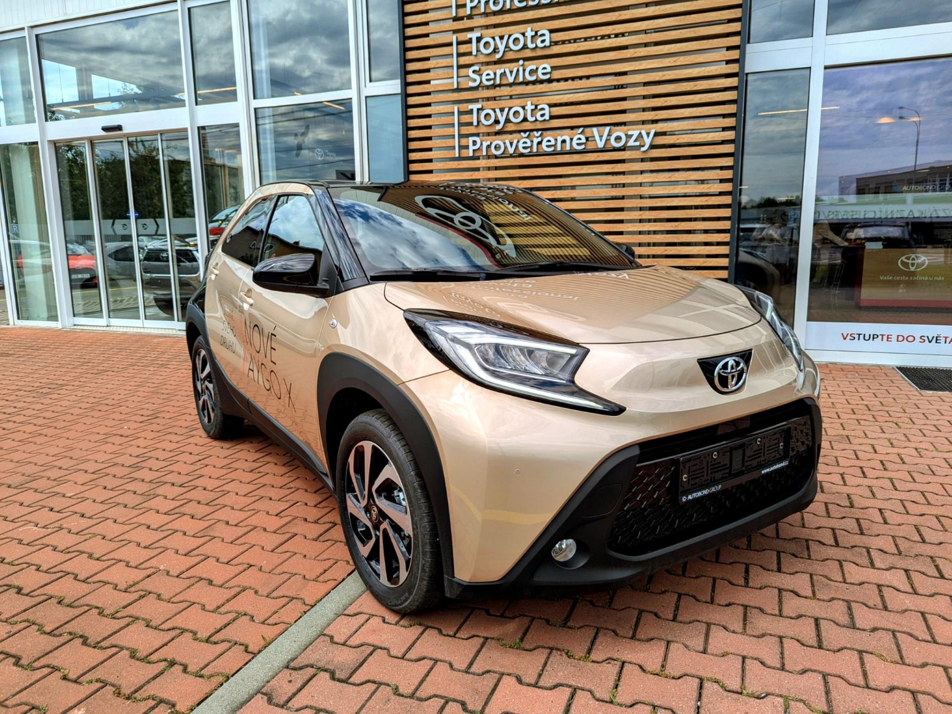 Toyota Aygo X 1,0 5MT STYLE TECH VISION