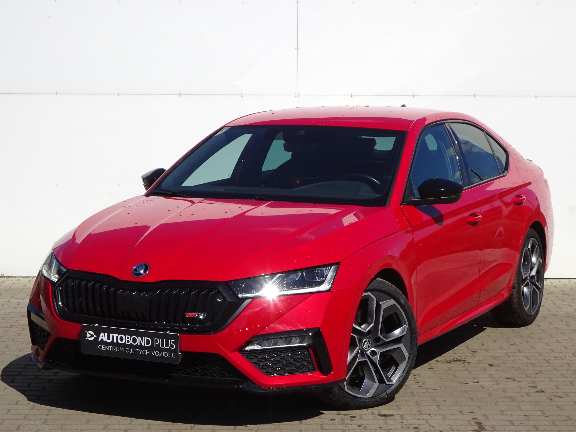 Škoda Octavia 2.0 TSI DSG / 180 kW RS