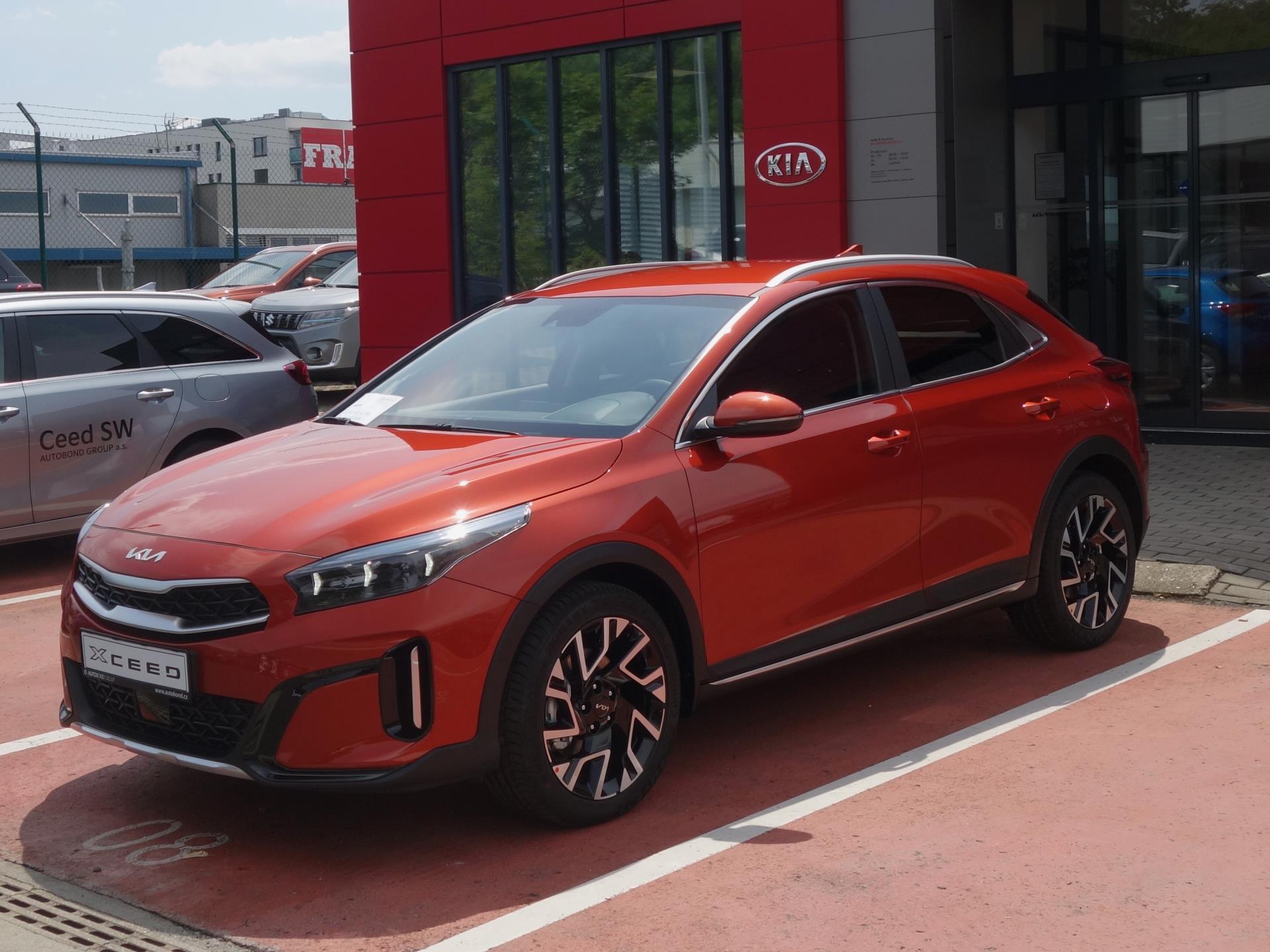 KIA XCeed 1,5 T-GDi GPF 7DCT TOP (2025)