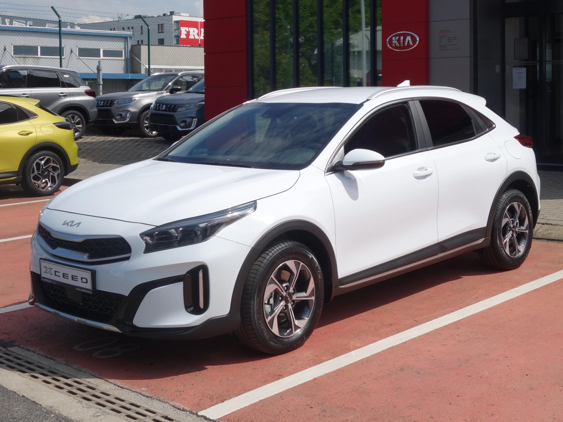 KIA XCeed 1,5 T-GDi 7DCT TOP (2025)