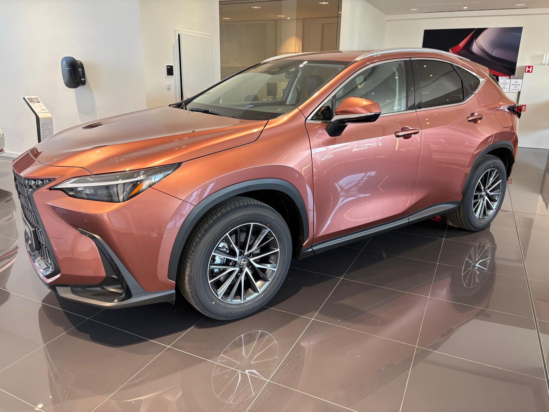 Lexus NX 350h 2,5l