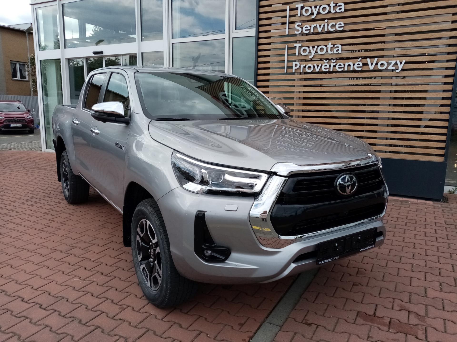 Toyota Hilux 2,8 Diesel 204k 4×2 AT INVINCIBLE