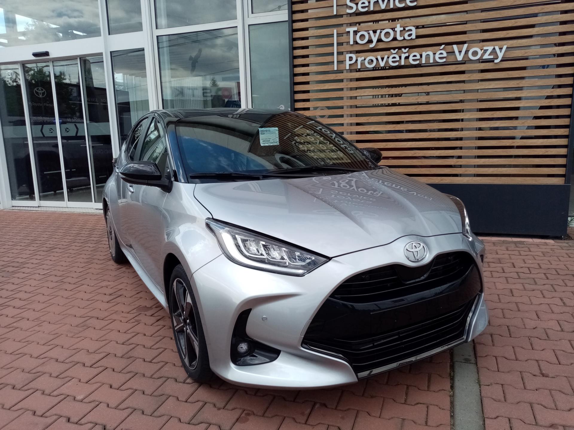 Toyota Yaris 1,5 HEV 130K PREMIER EDITION