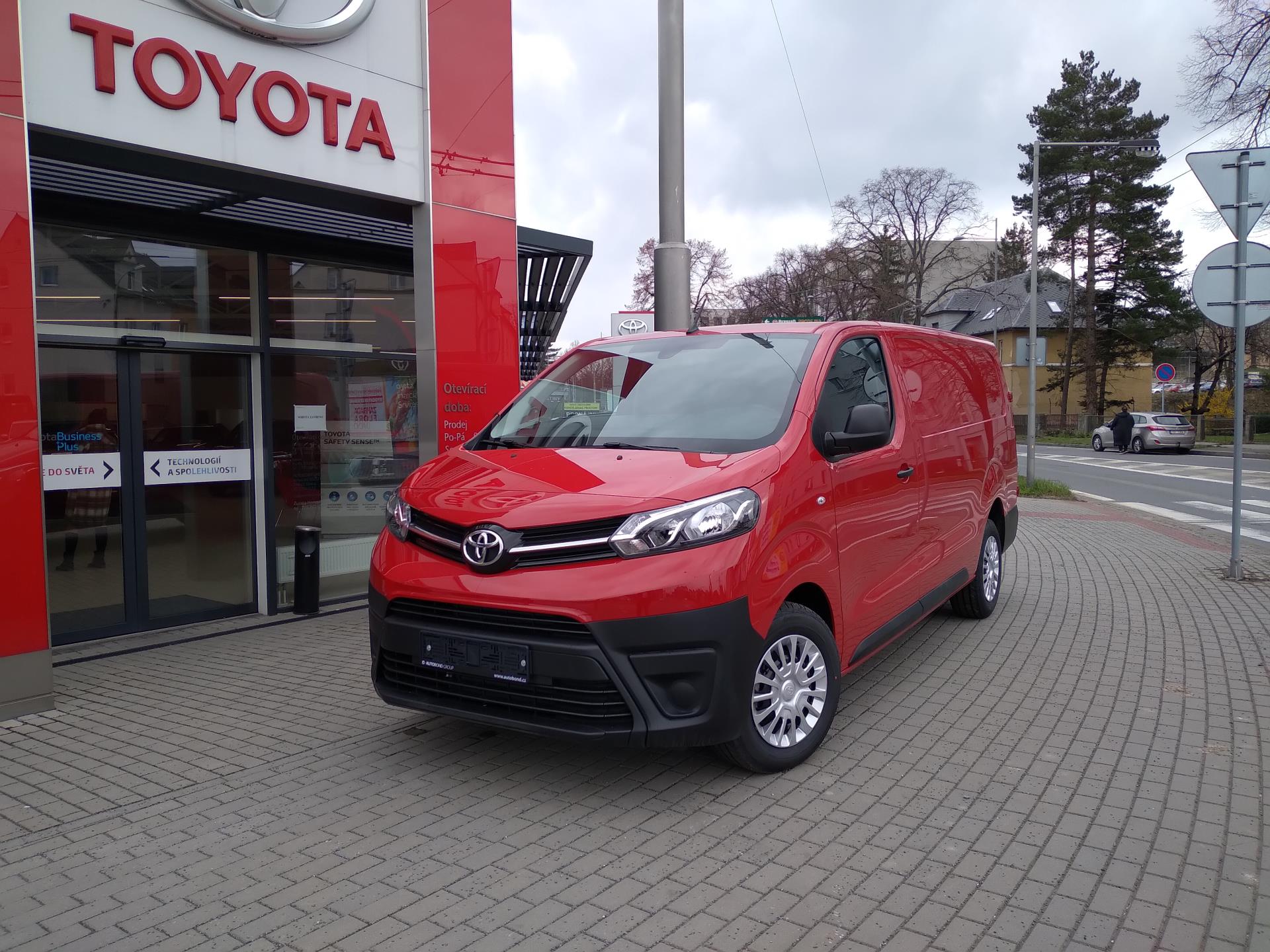 Toyota ProAce 2.0D 6MT L2 Active