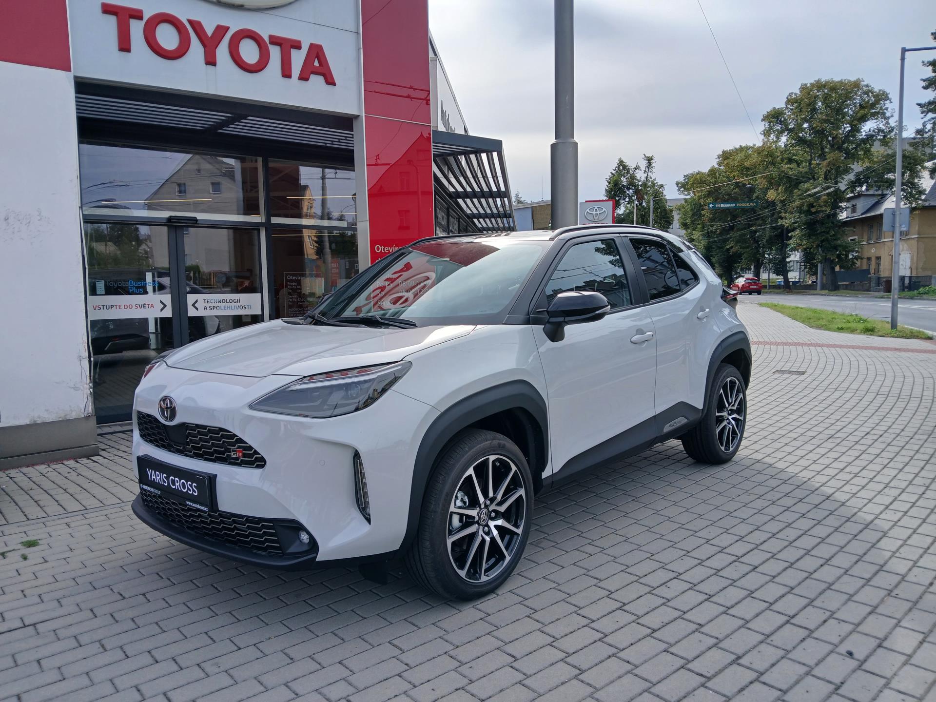 Toyota Yaris Cross 1.5 Hybrid GR SPORT