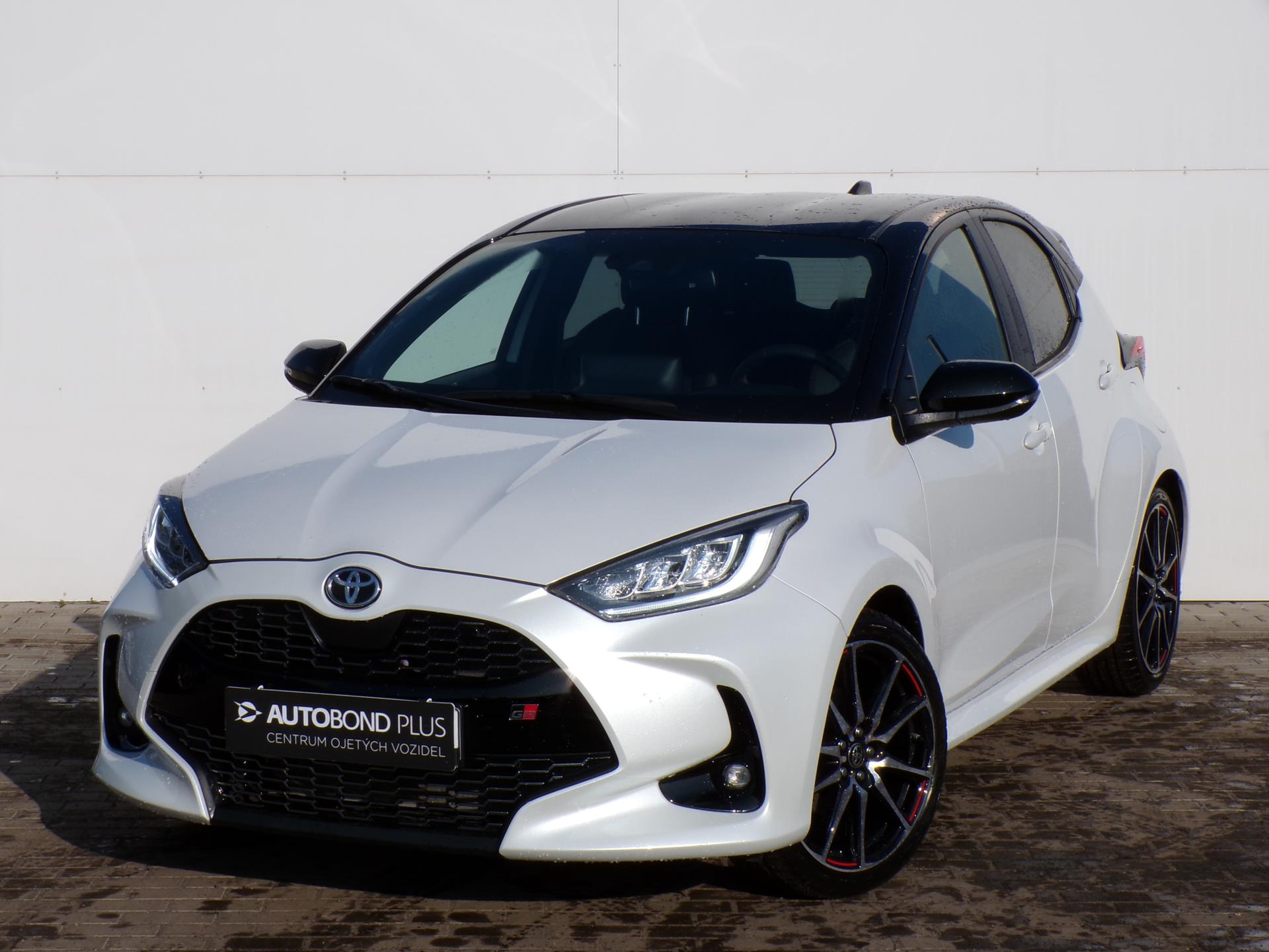 Toyota Yaris 1.5 HSD e-CVT GR-Sport