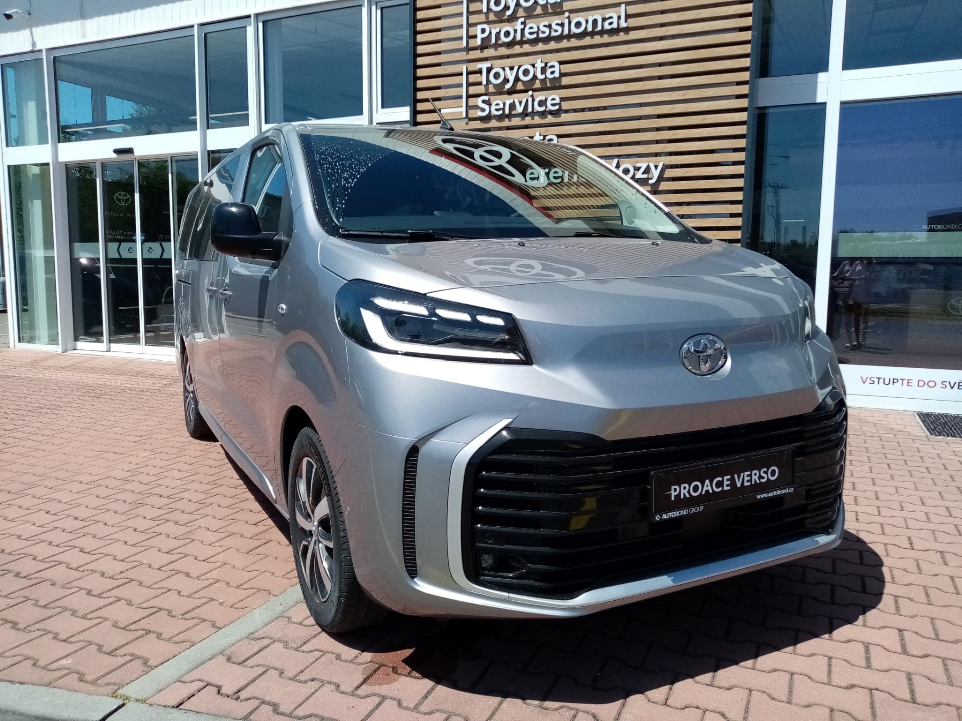 Toyota Proace Verso 2.0L Diesel 177 8AT 4×2 VIP