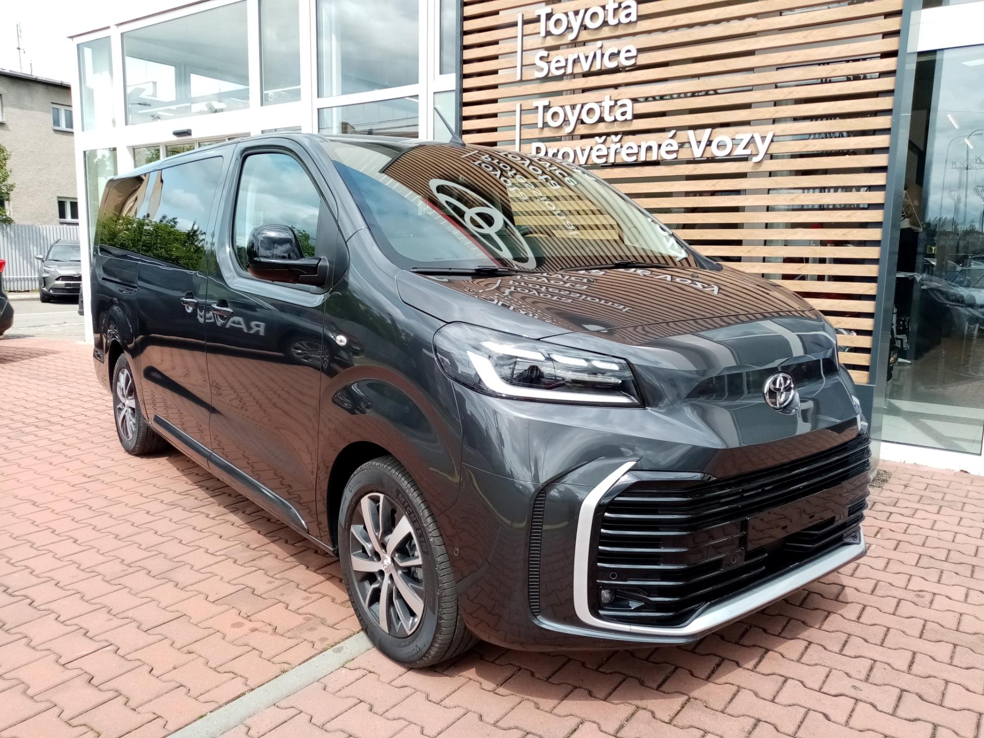 Toyota Proace Verso 2.0D 8AT FAMILY 8 MÍST WEBASTO