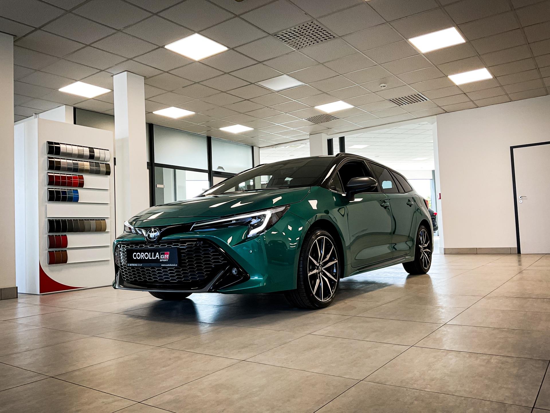 Toyota Corolla 2.0 HYBRID