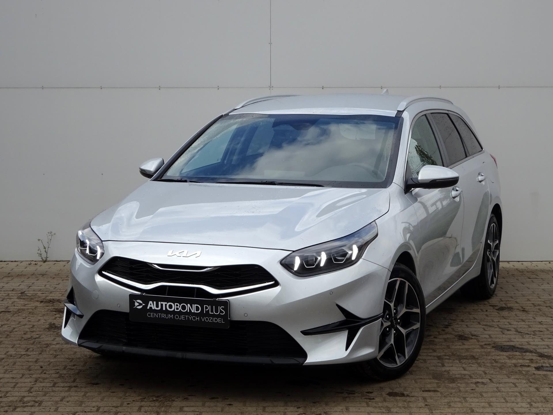 KIA Ceed 1.5 T-GDi 7DCT TOP Business