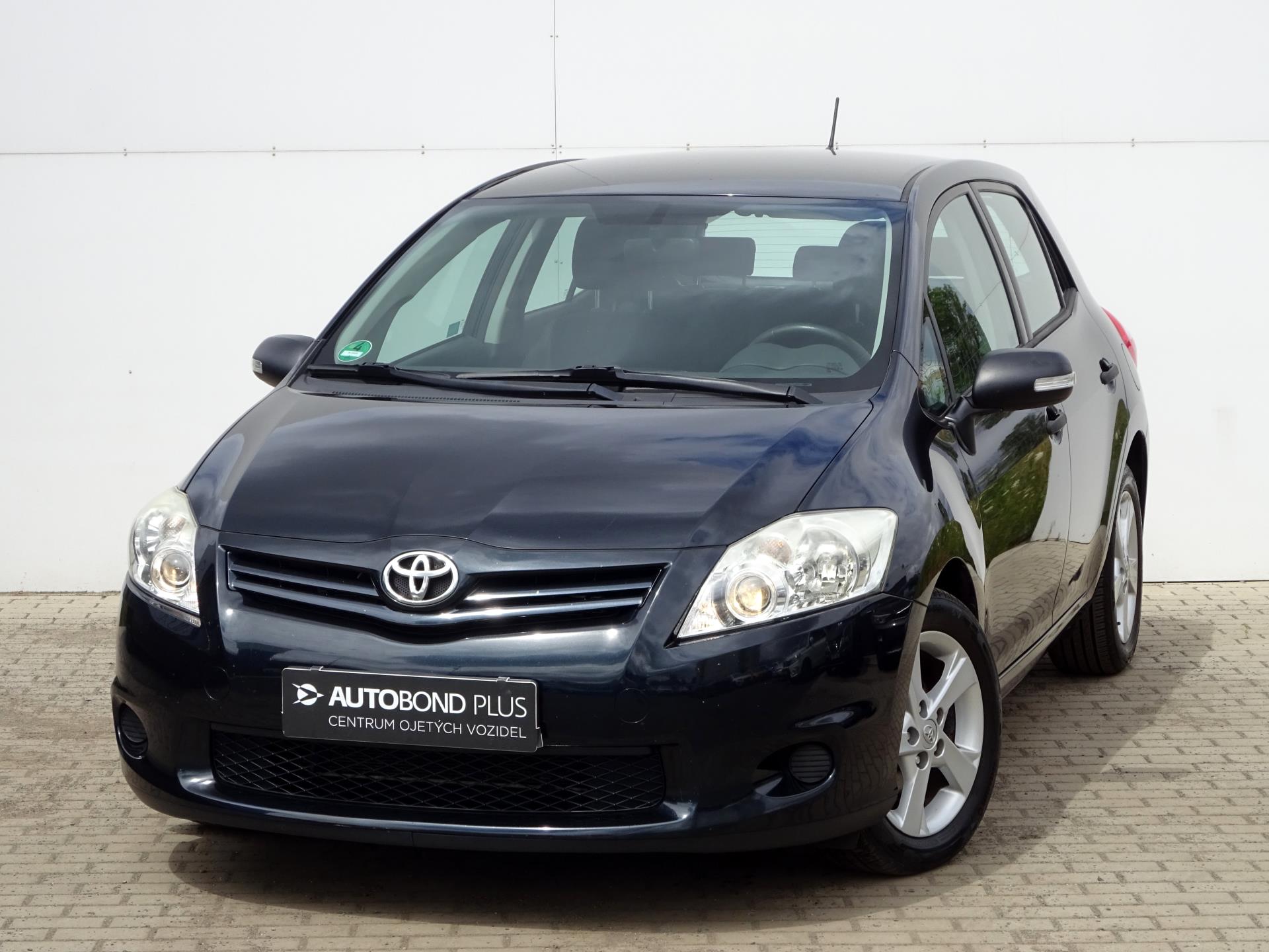 Toyota Auris 1.6 VVT-i 97kW Terra COOL