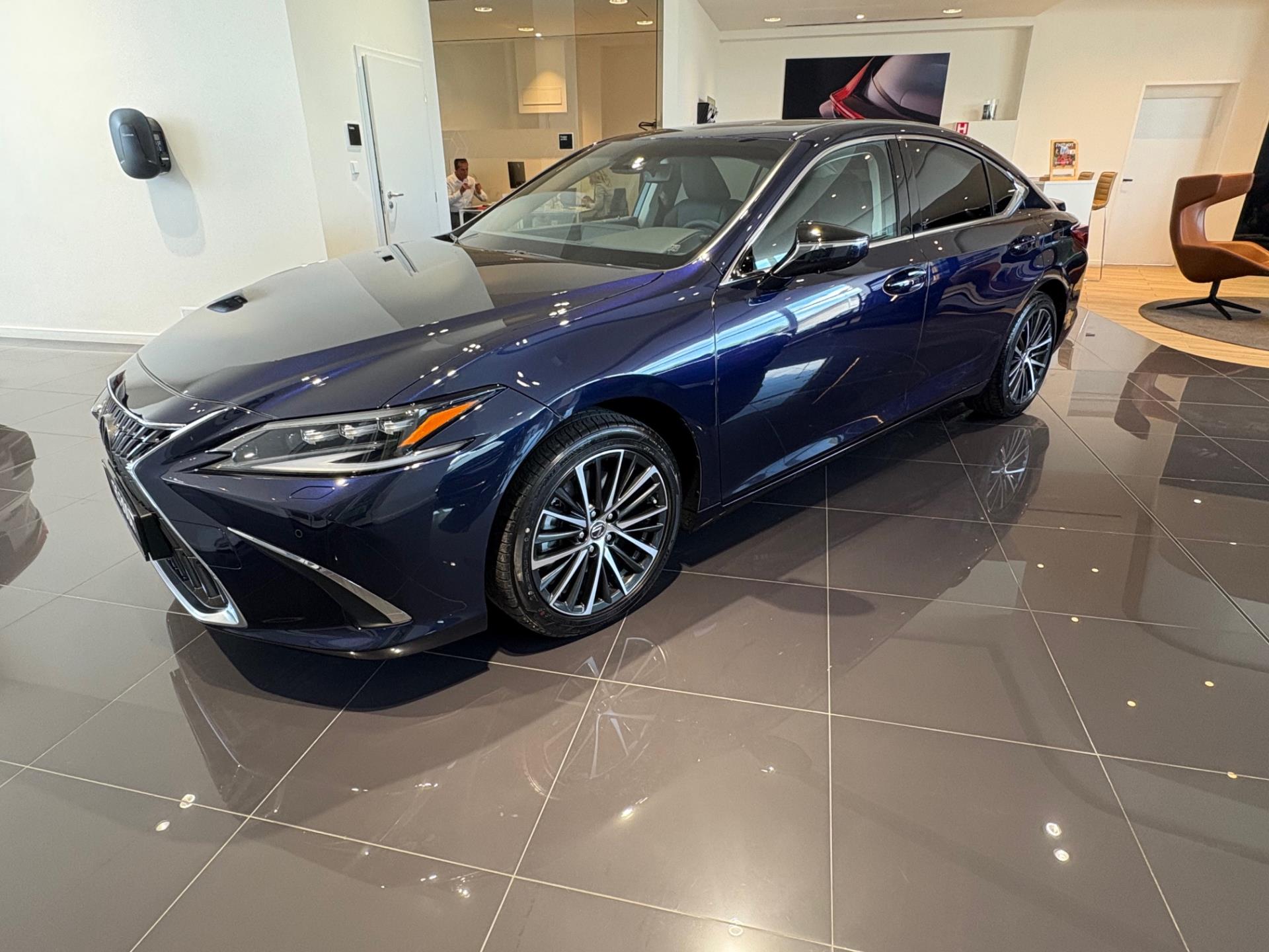Lexus ES 300h PRESTIGE TOP