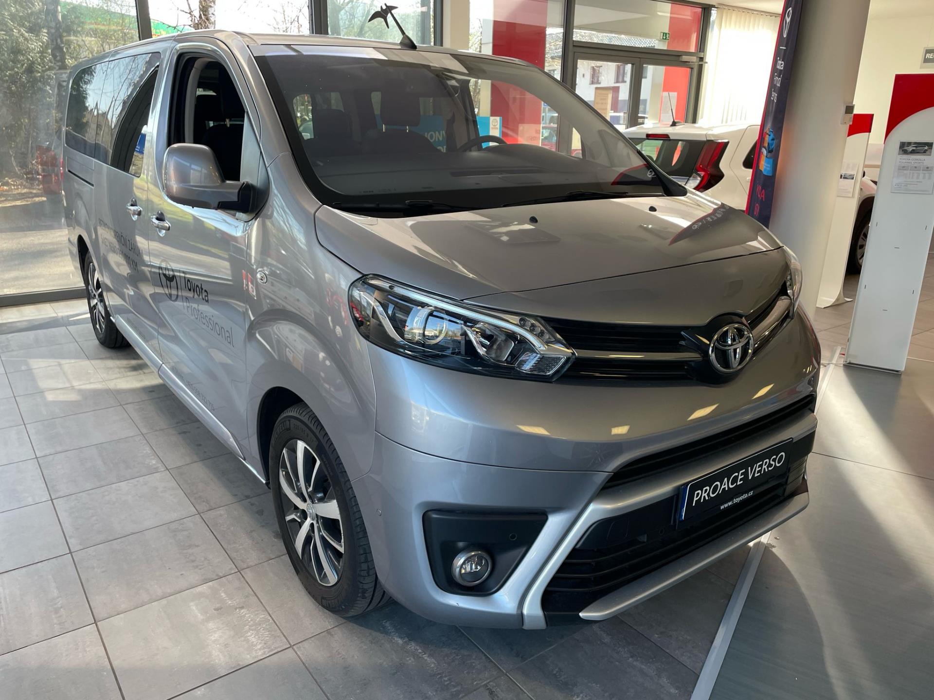 Toyota ProAce Family – FAMILY 8AT