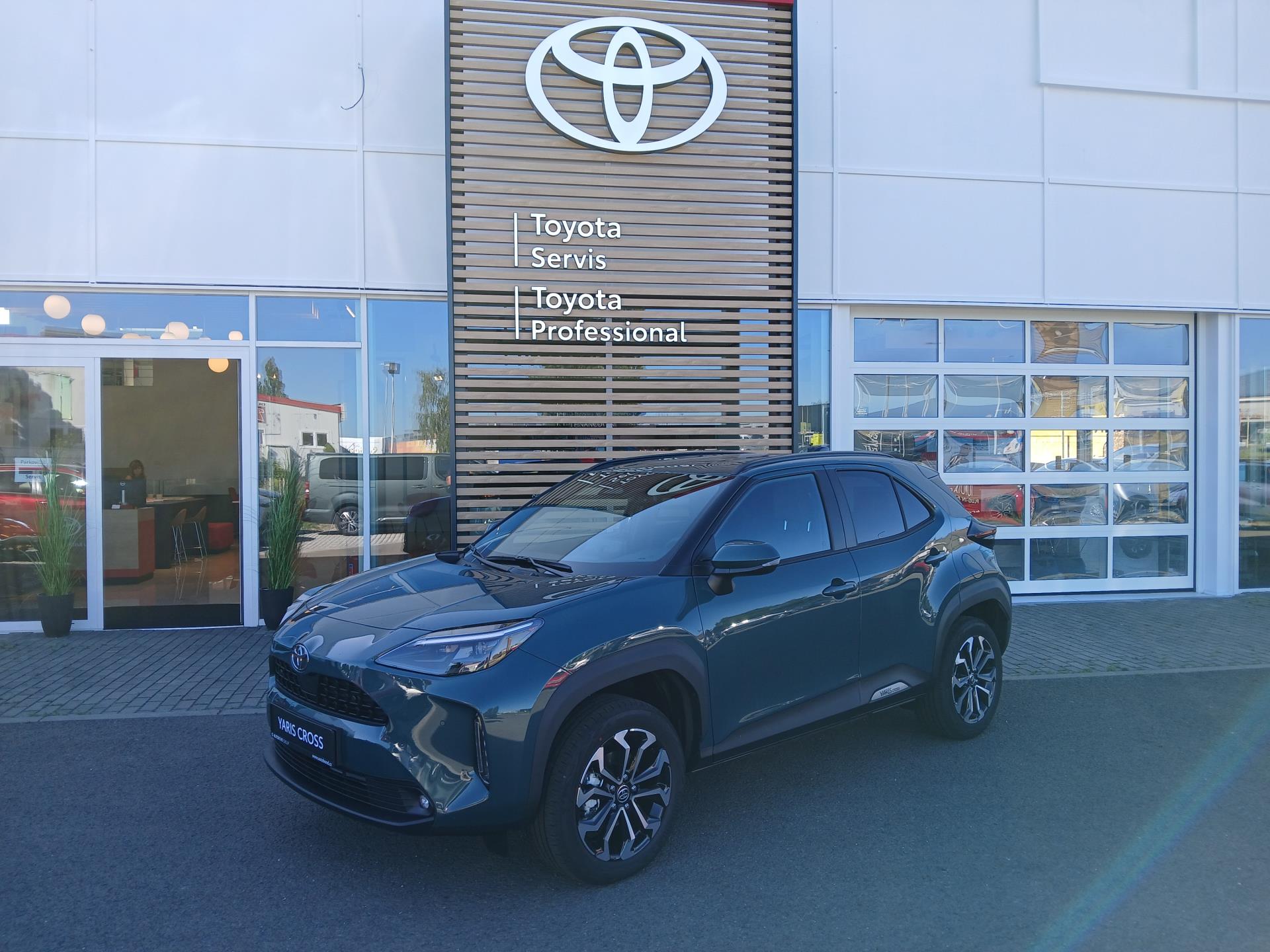 Toyota Yaris Cross 1.5 HEV, CVT FWD
