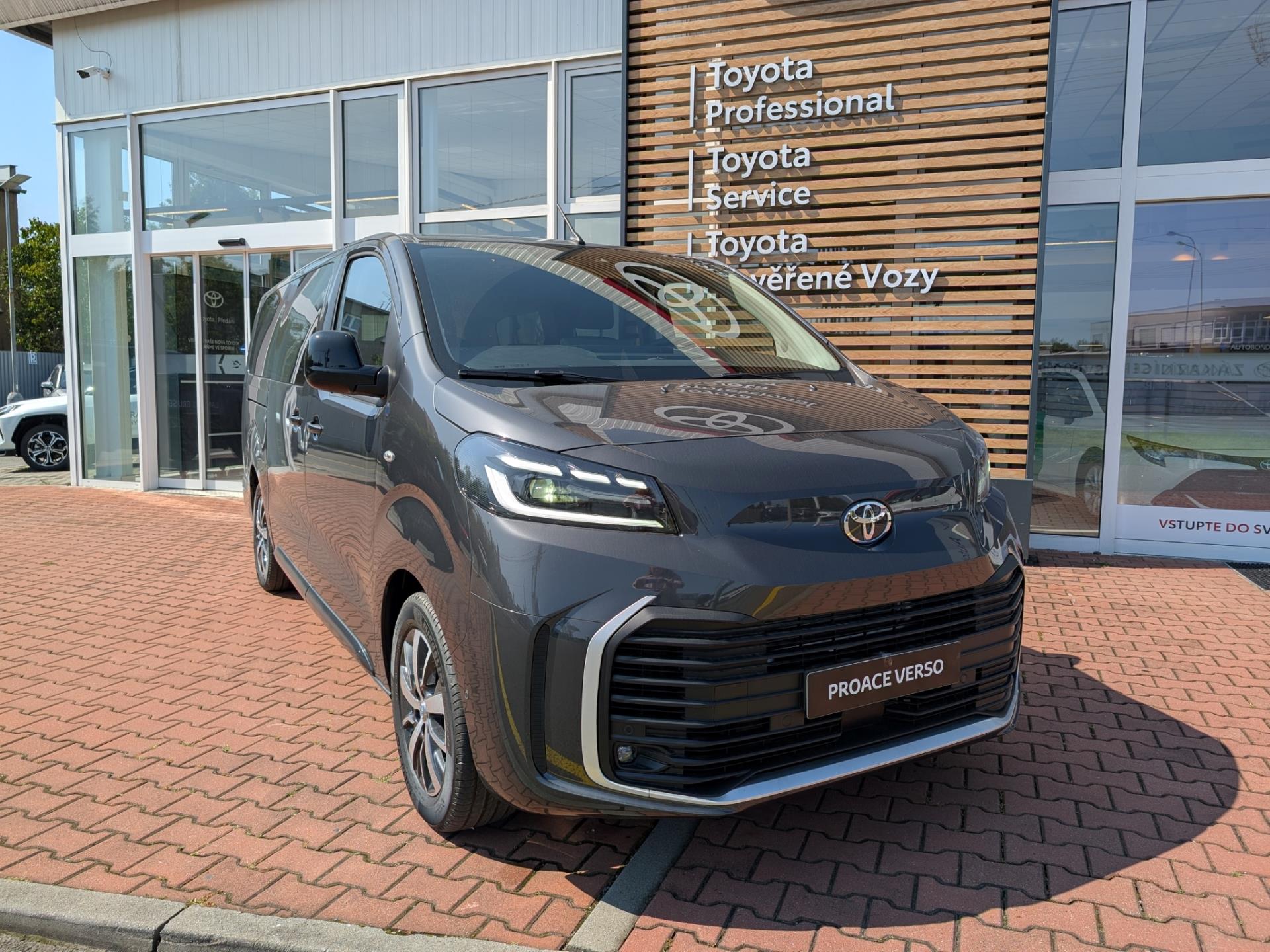 Toyota Proace Verso 2,0D 8AT L2 BUSINESS + COMFORT 8 MÍST
