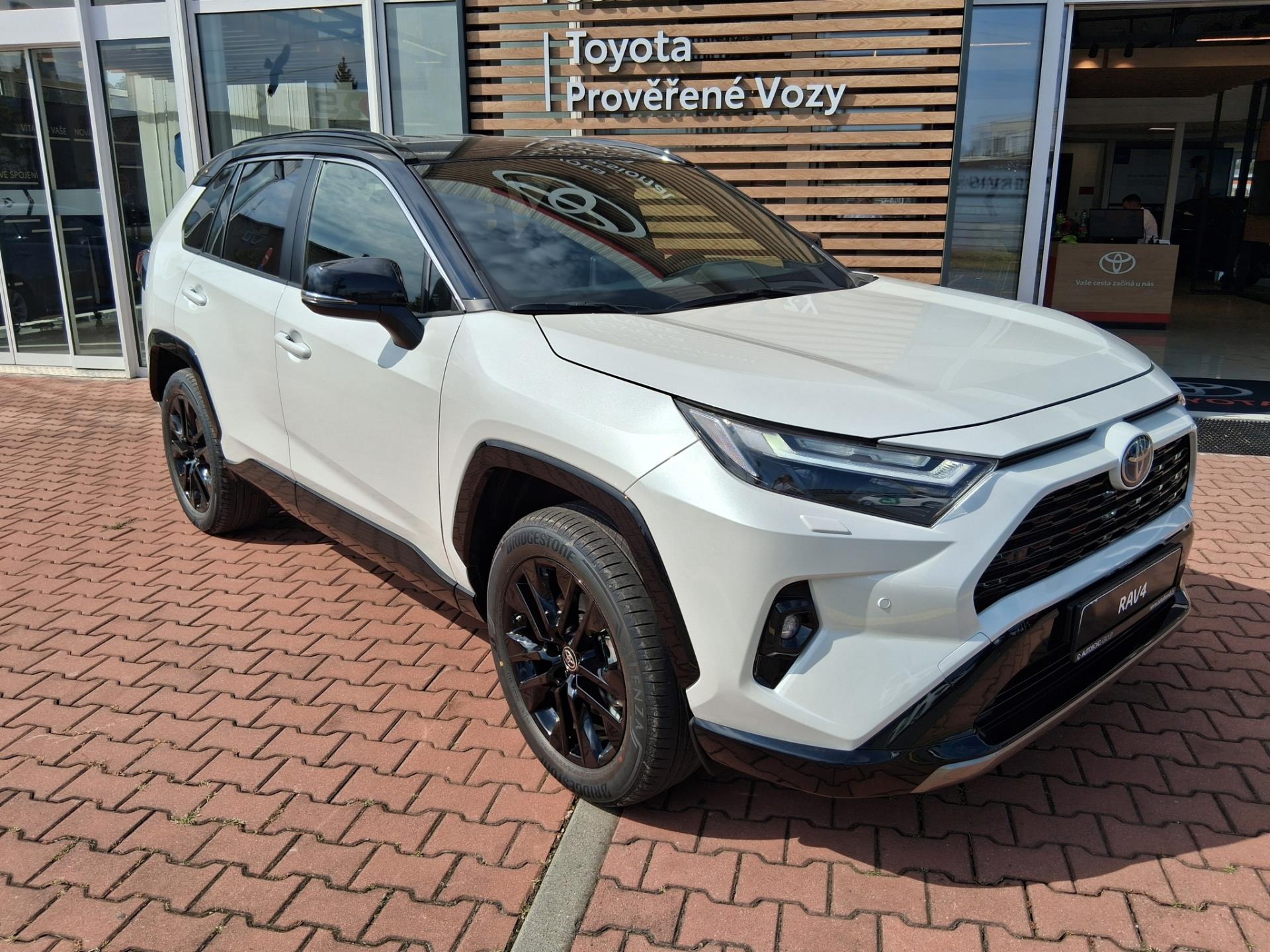 Toyota RAV4 2,5 HEV 4X4 SELECTION 222K