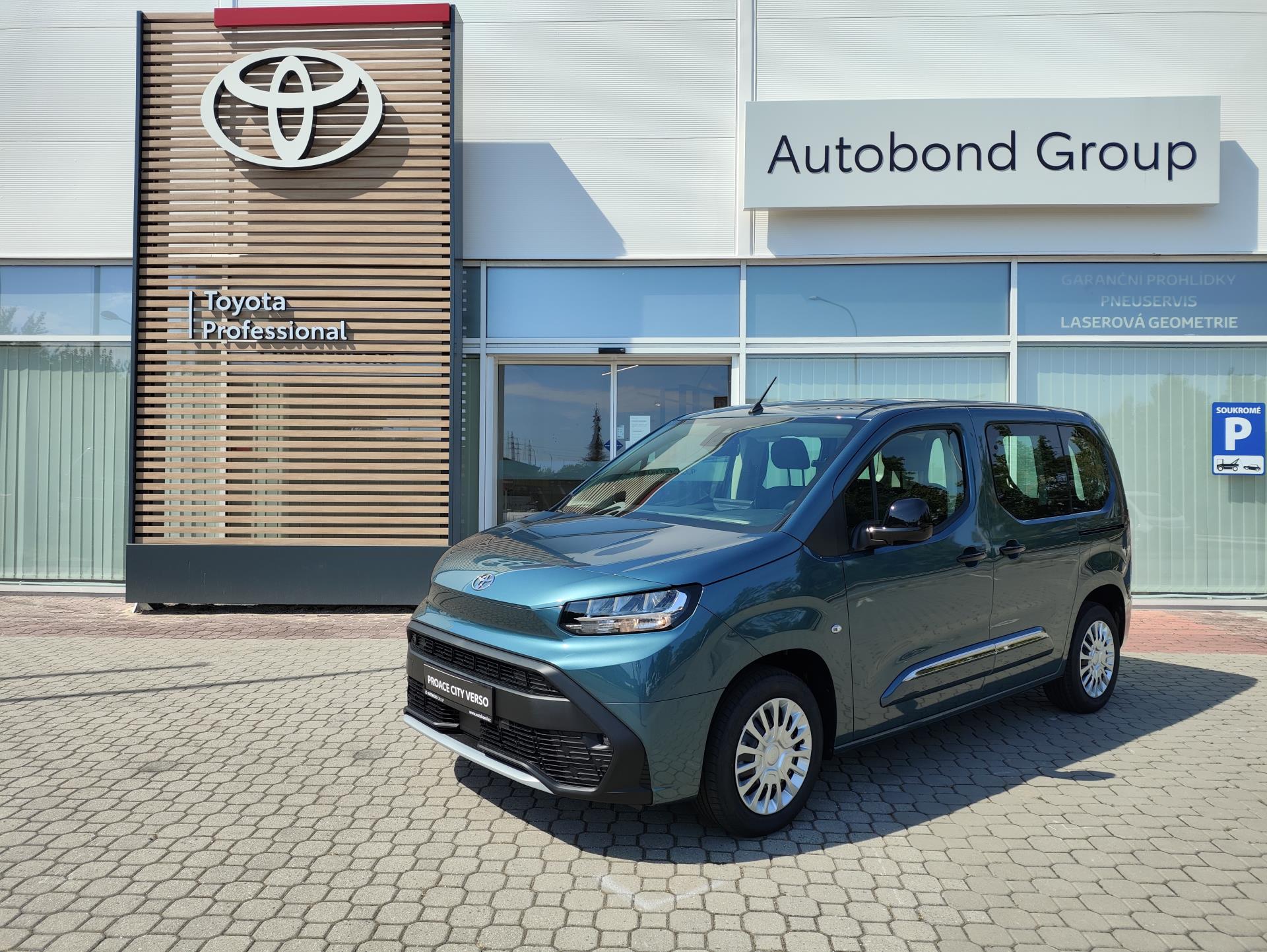 Toyota Proace City Verso 1.2T 6MT Business