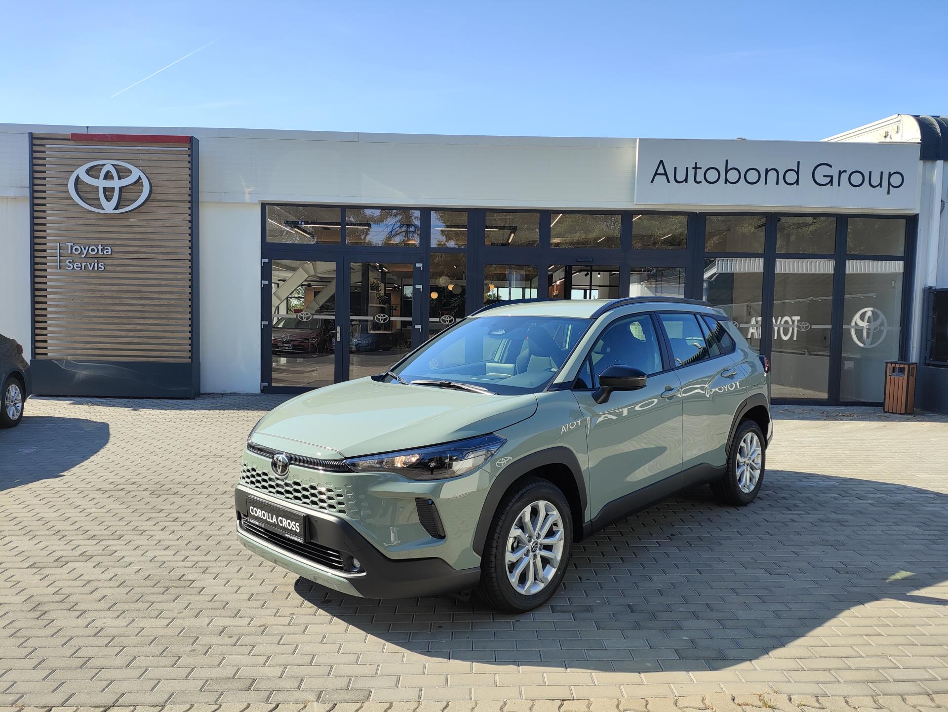 Toyota Corolla Cross 1.8 HEV Comfort + Business