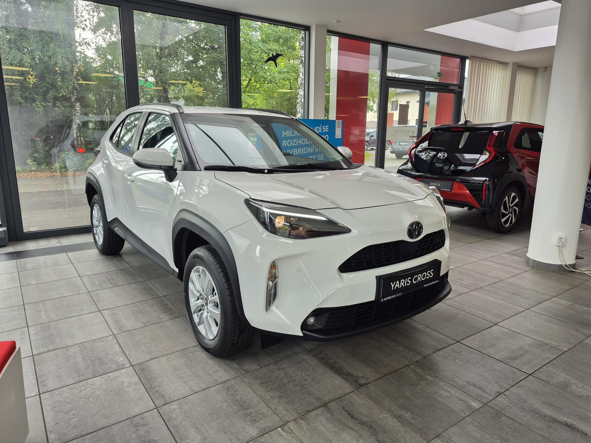 Toyota Yaris Cross Comfort 1.5 Hybrid 115 (115 k)