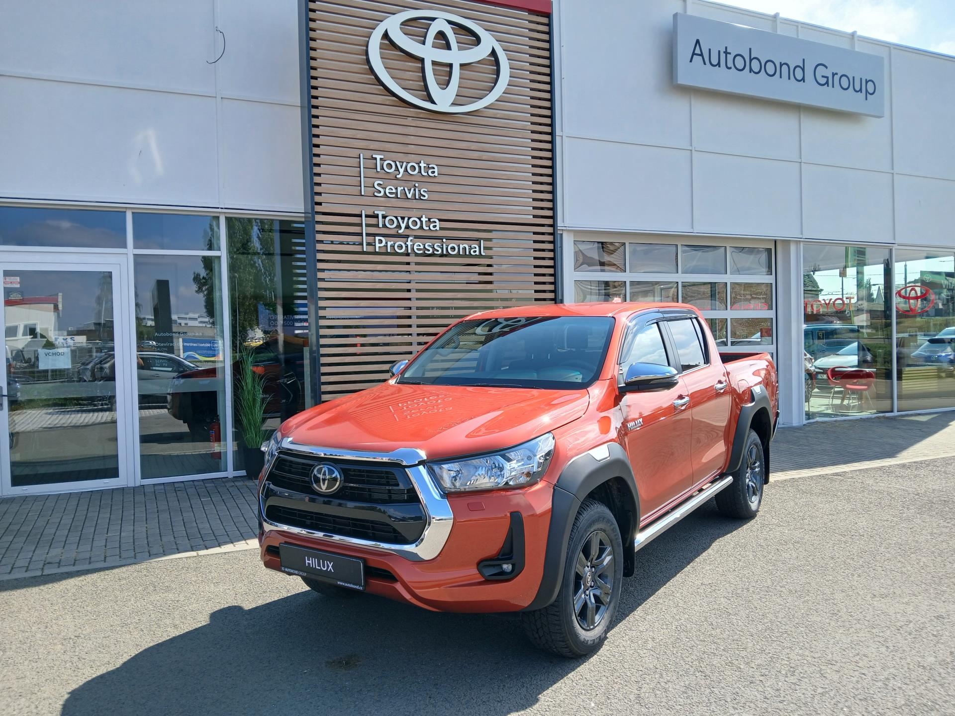 Toyota Hilux 2,8 Diesel 204 6AT ACTIVE Poslední naftový motor