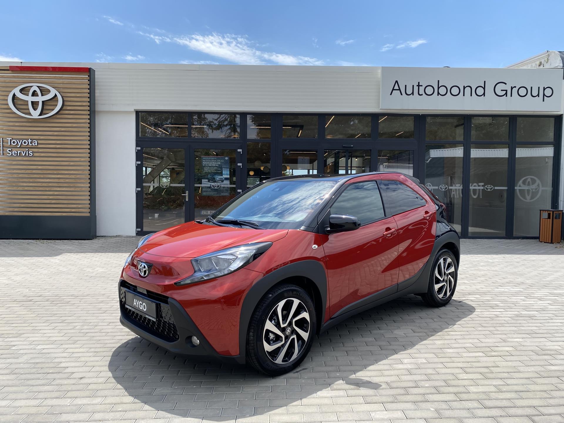 Toyota Aygo X 1.0 automat Style + Tech