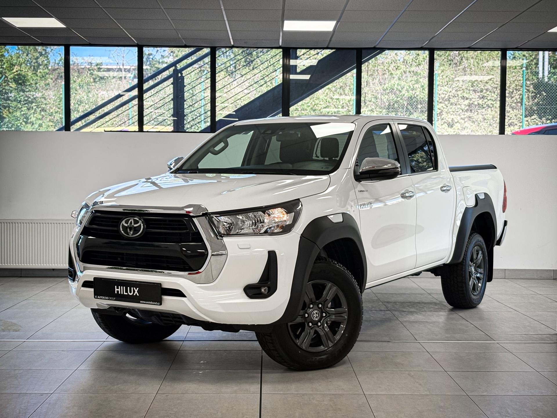 Toyota Hilux 2.8L Diesel  6 MT
