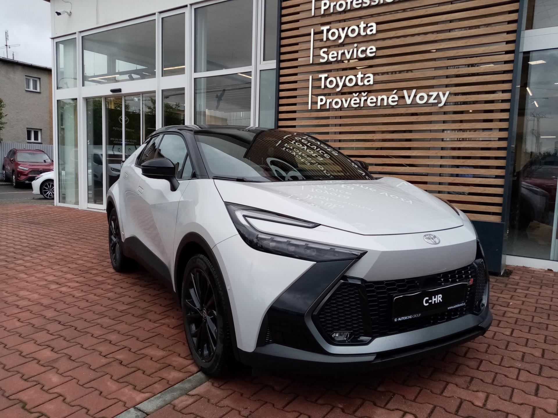 Toyota C-HR 2,0 HEV 4×4 GR SPORT