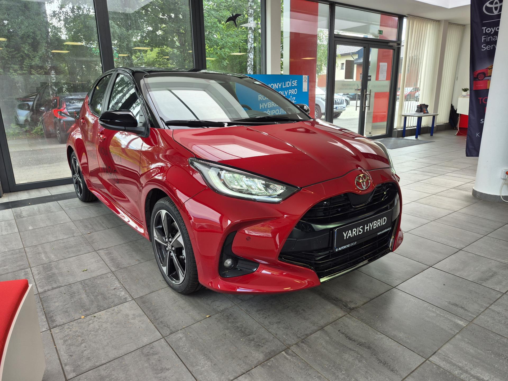Toyota Yaris Executive VIP 1.5 Hybrid (130 k)