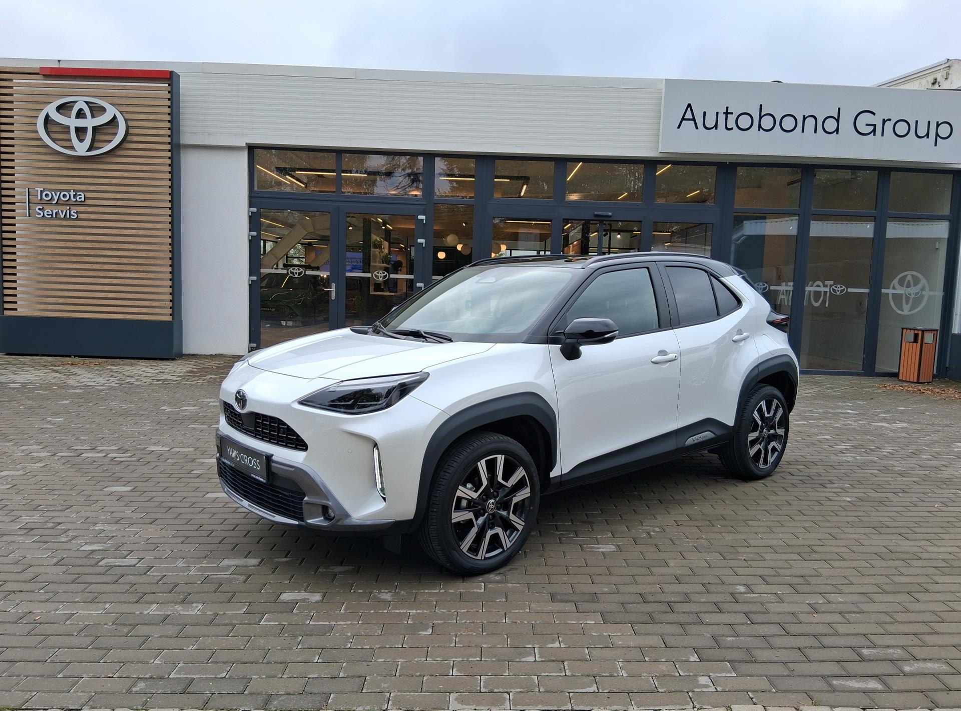 Toyota Yaris Cross 1,5 HEV Executive bitone