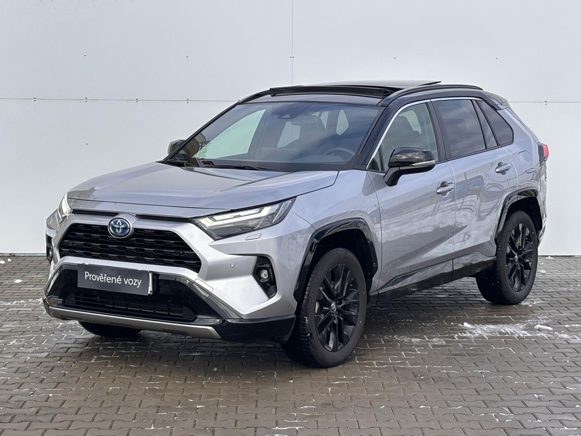 Toyota RAV4 2.5 HSD e-CVT AWD Selection Skyview