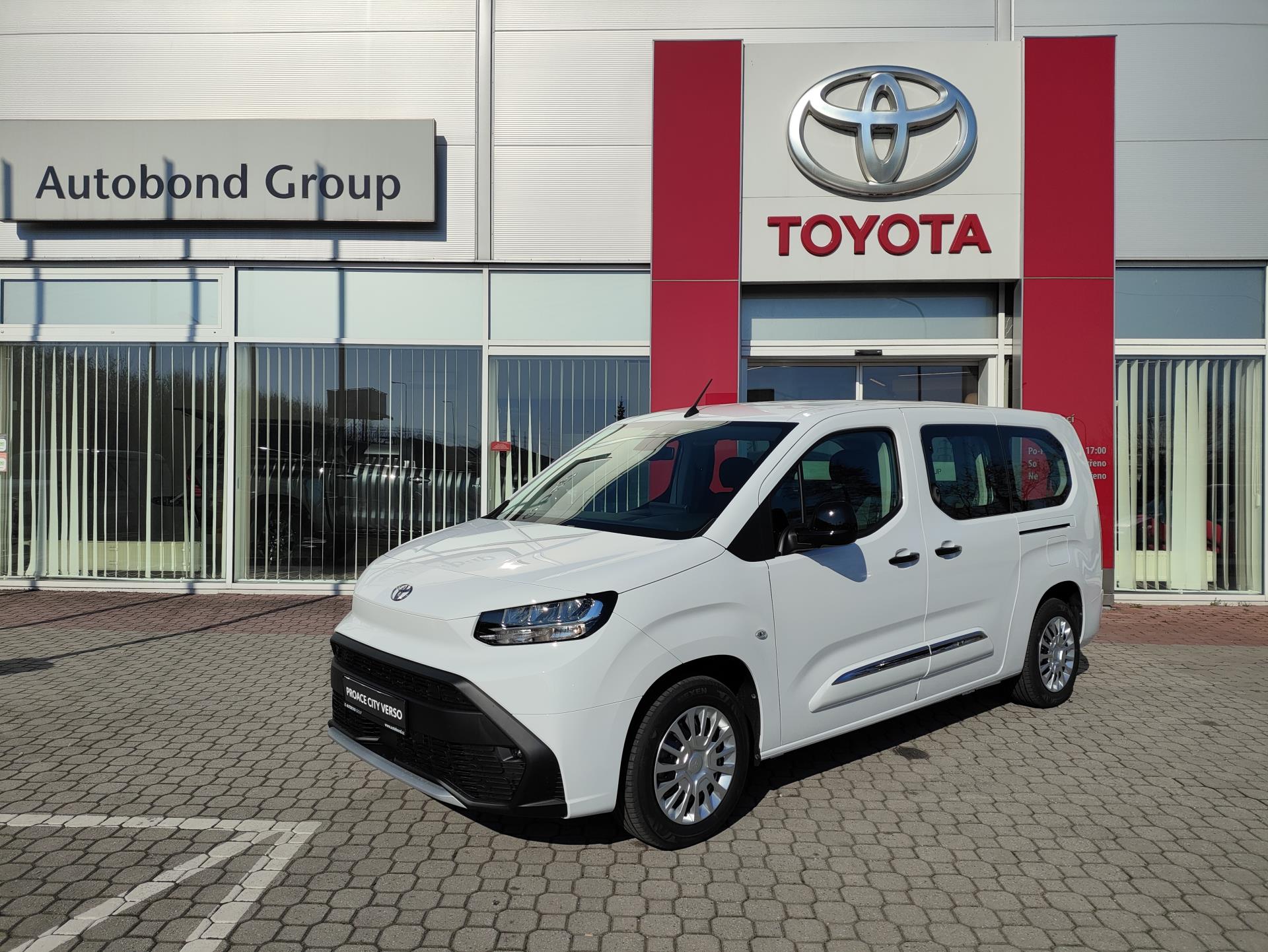 Toyota Proace City Verso Full Electric Business 7 míst