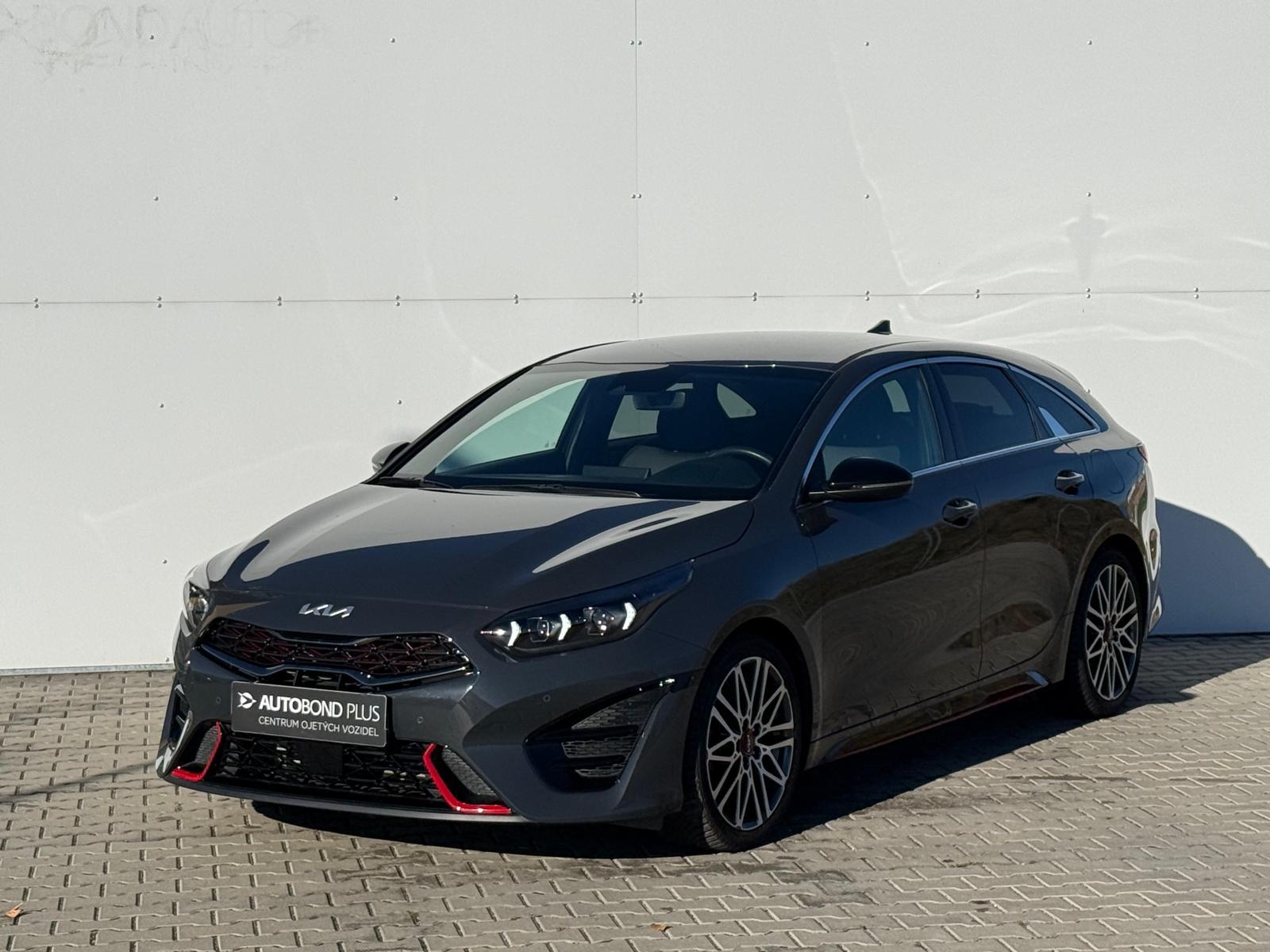 KIA ProCeed 1.6 T-GDI 150kW GT DCT