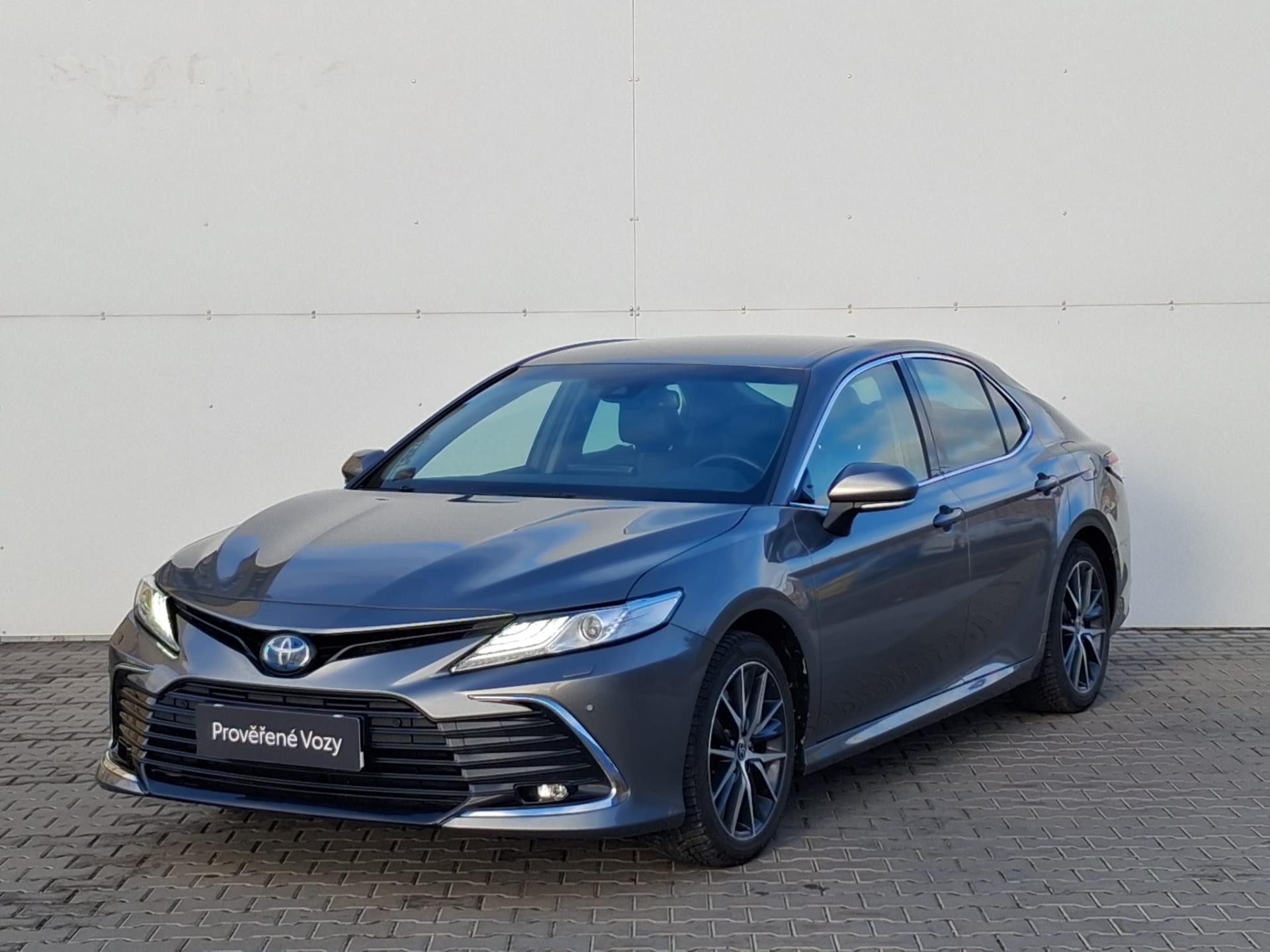 Toyota Camry 2.5 e-CVT HSD Executive