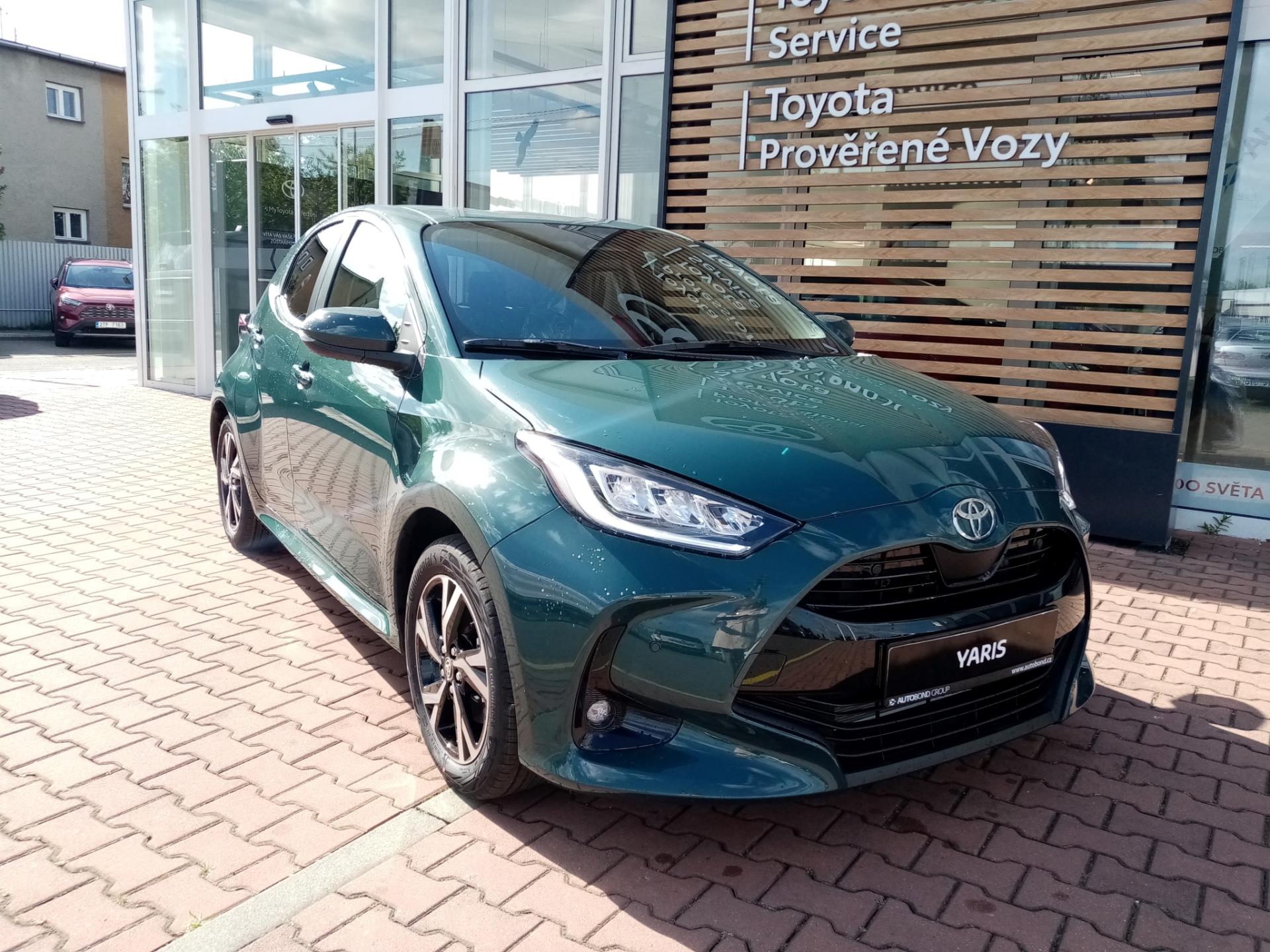 Toyota Yaris 1,5 HEV 116K 4×2 STYLE