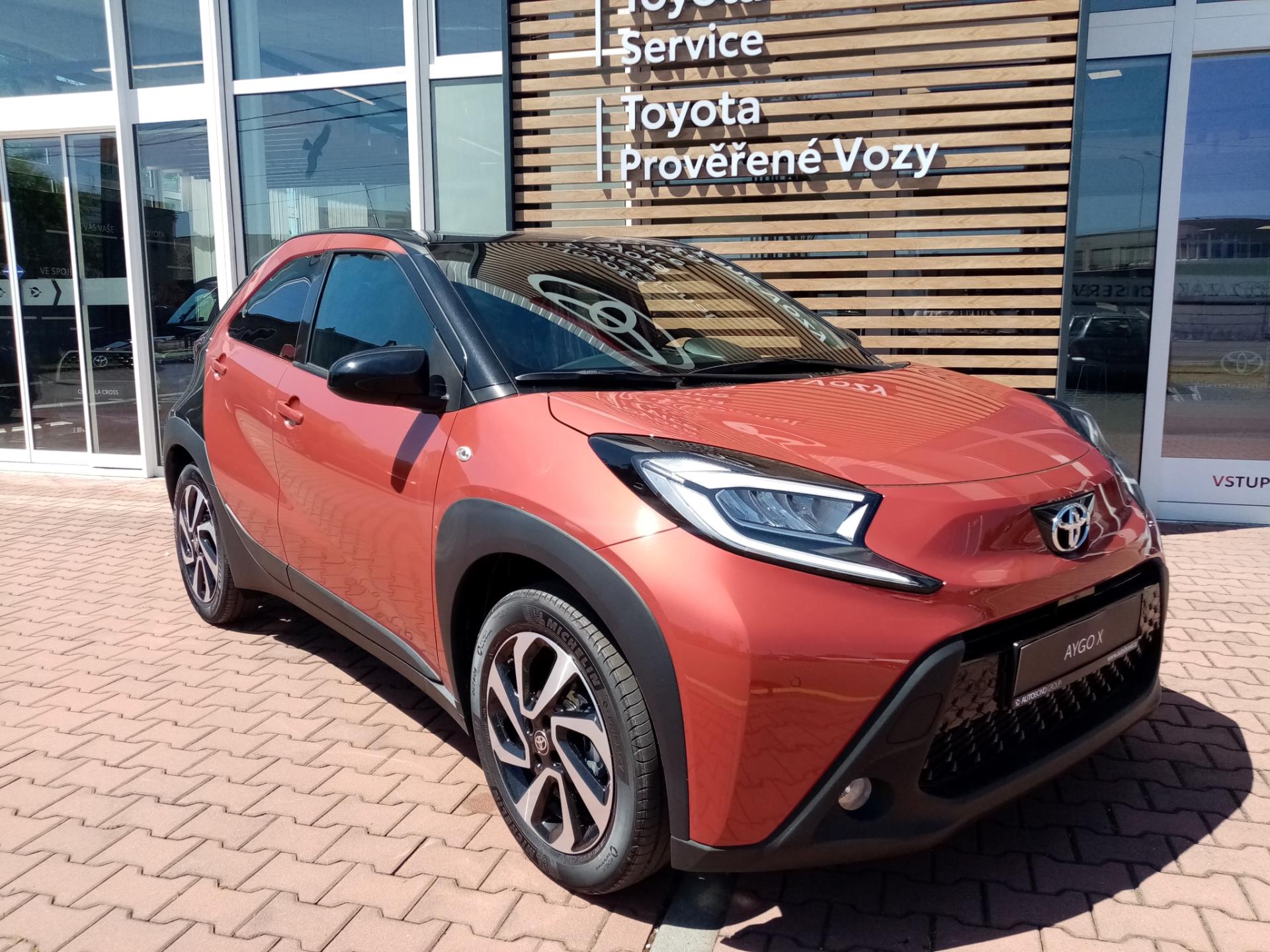 Toyota Aygo X 1.0L S-CVT 4×2 STYLE TECH VISION