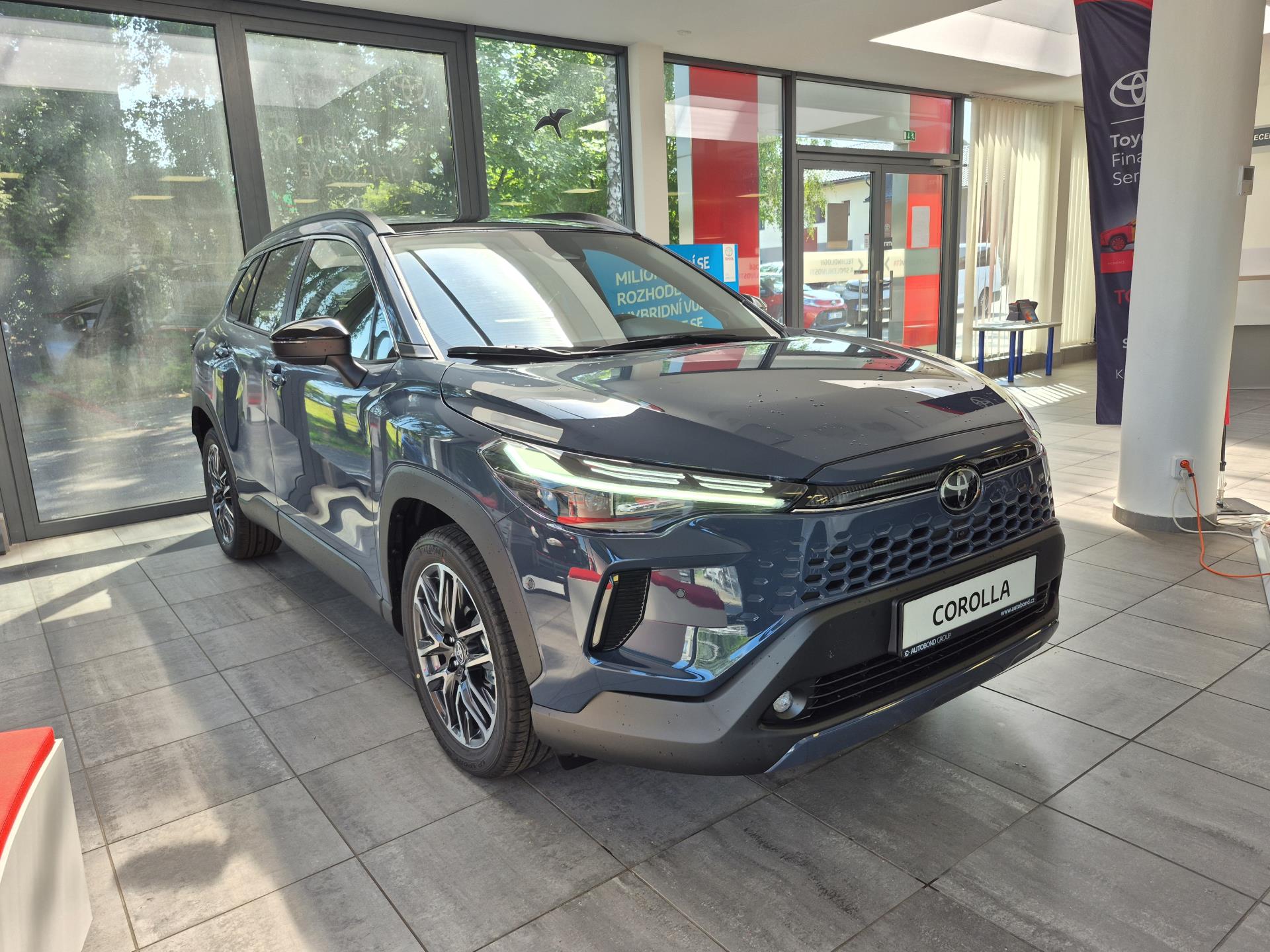 Toyota Corolla Cross Executive Skyview 2.0 Hybrid (178 k)