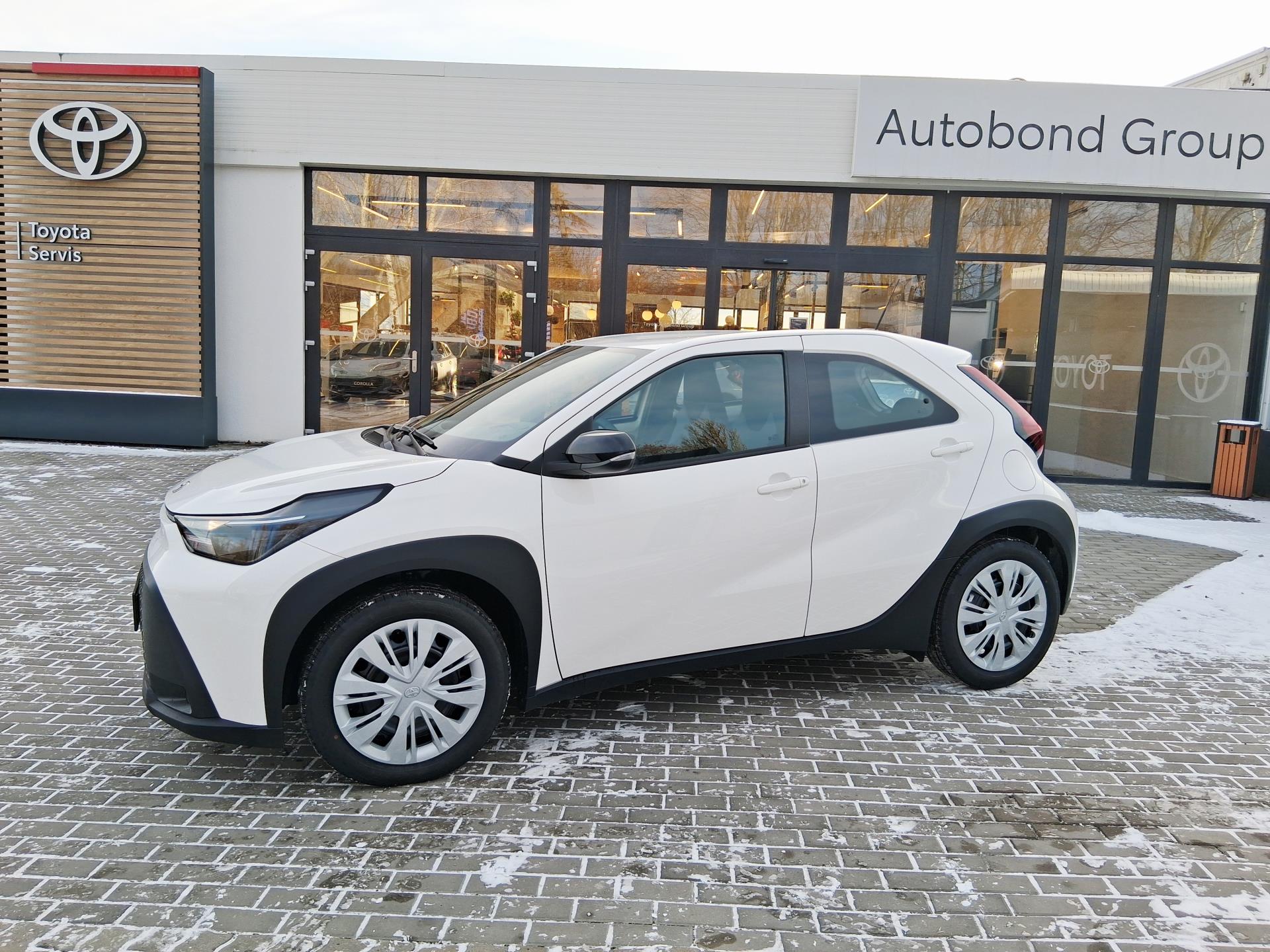 Toyota Aygo X 1.5 HEV Active