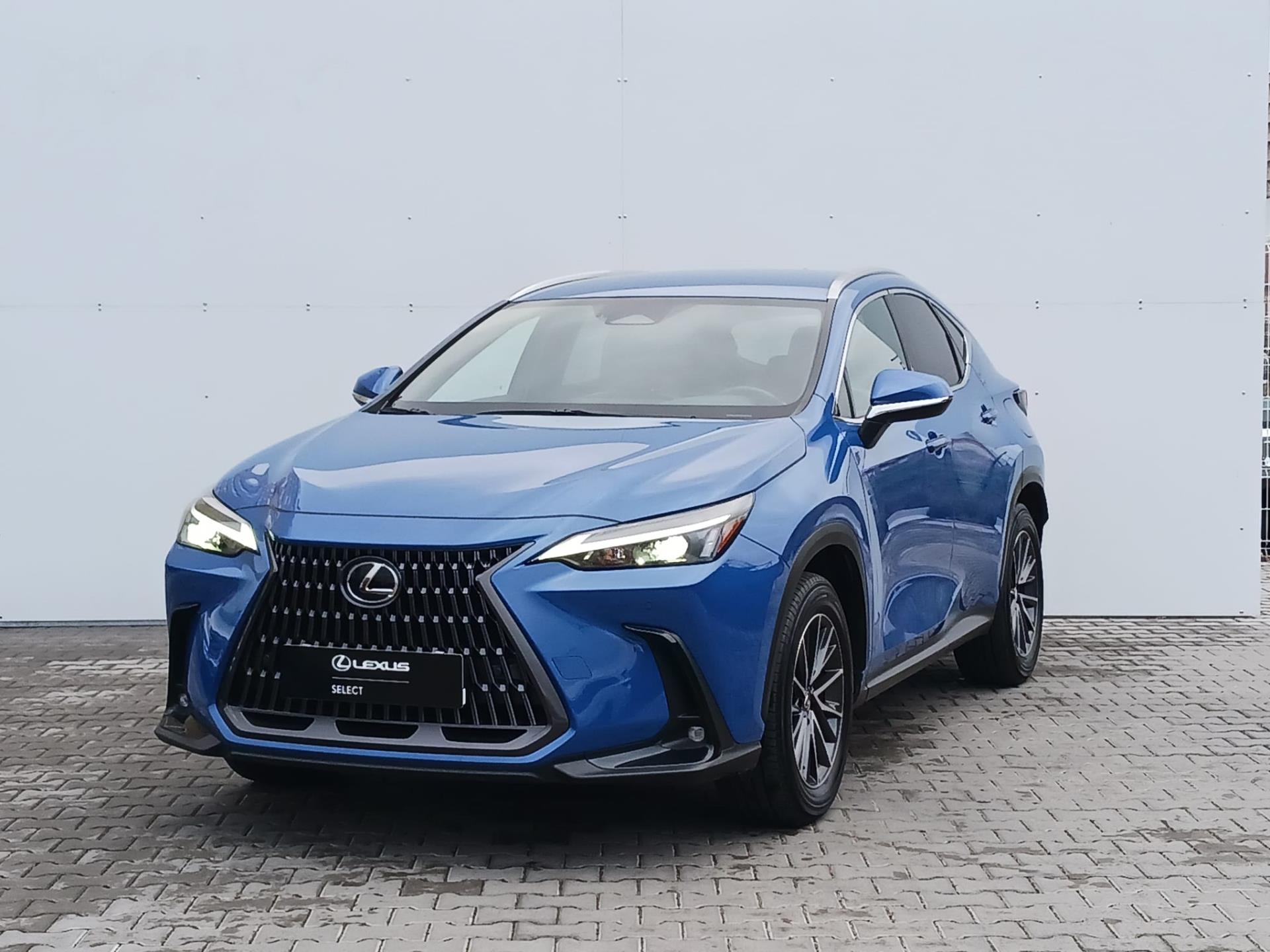 Lexus NX 350h 2,5 HSD e-CVT Prestige 4×4 E-FOUR