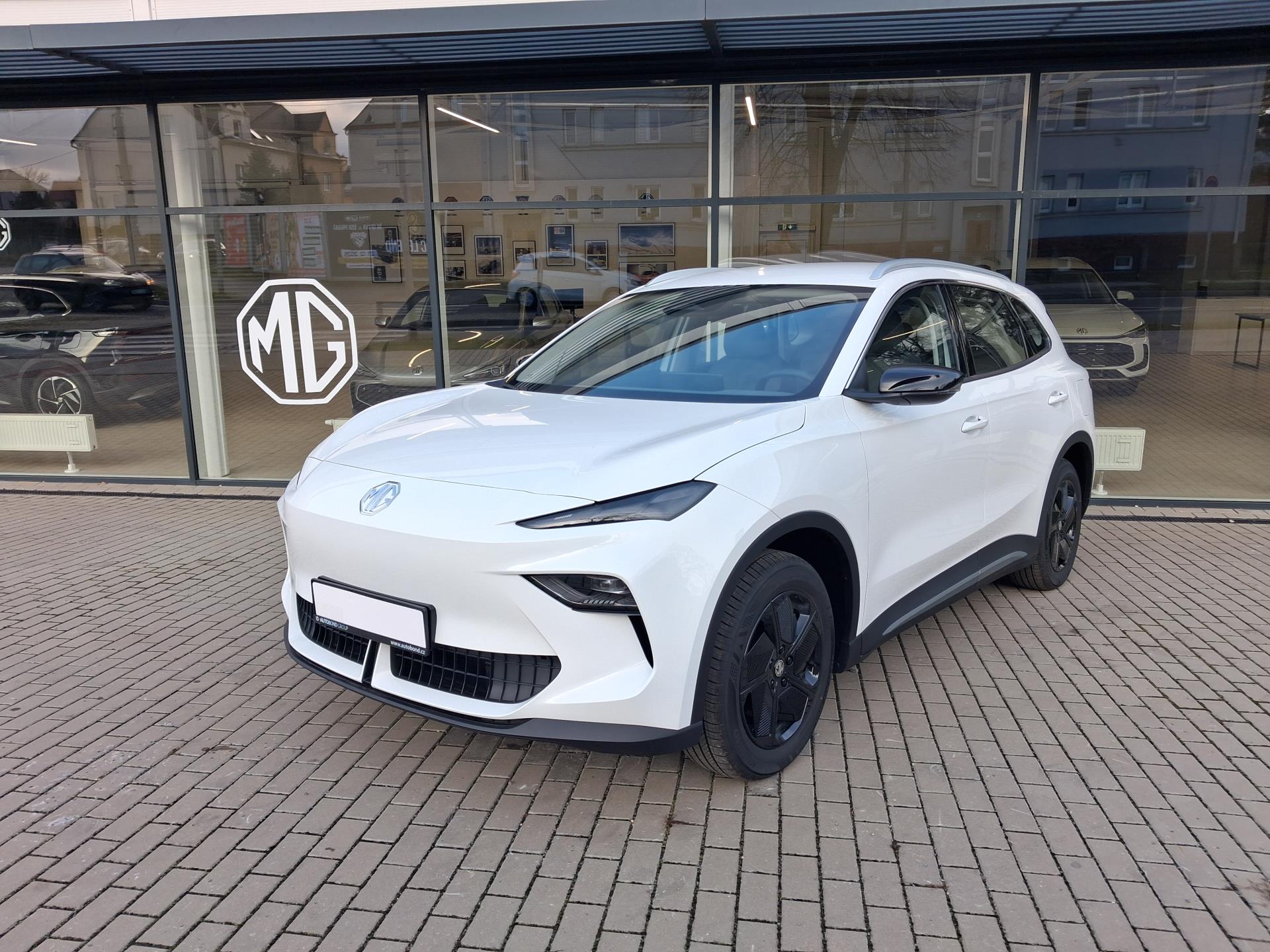 MG S5 EMOTION EV 64kWh 170kW  4×2 MY25