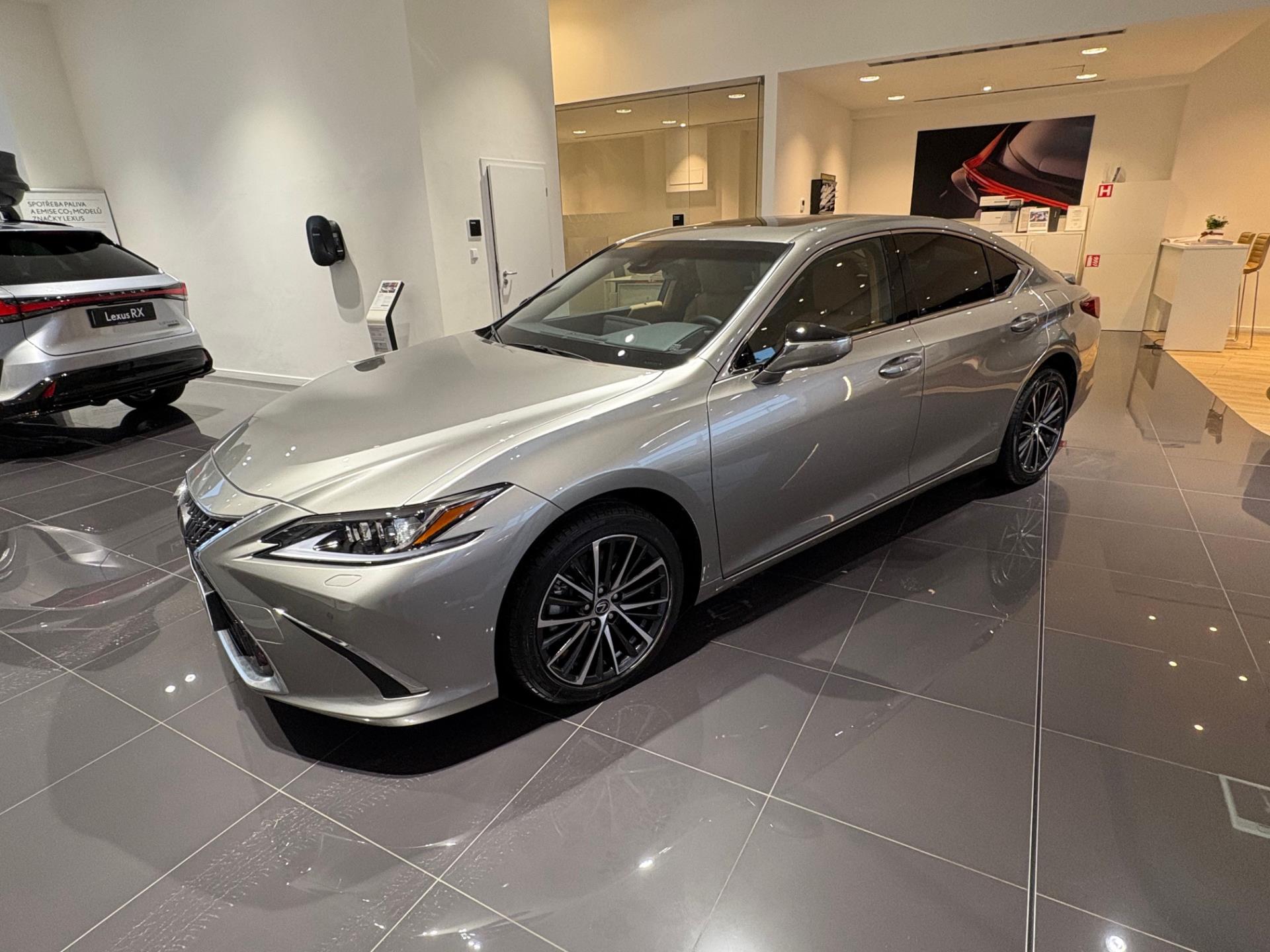 Lexus ES 300h Business Edition