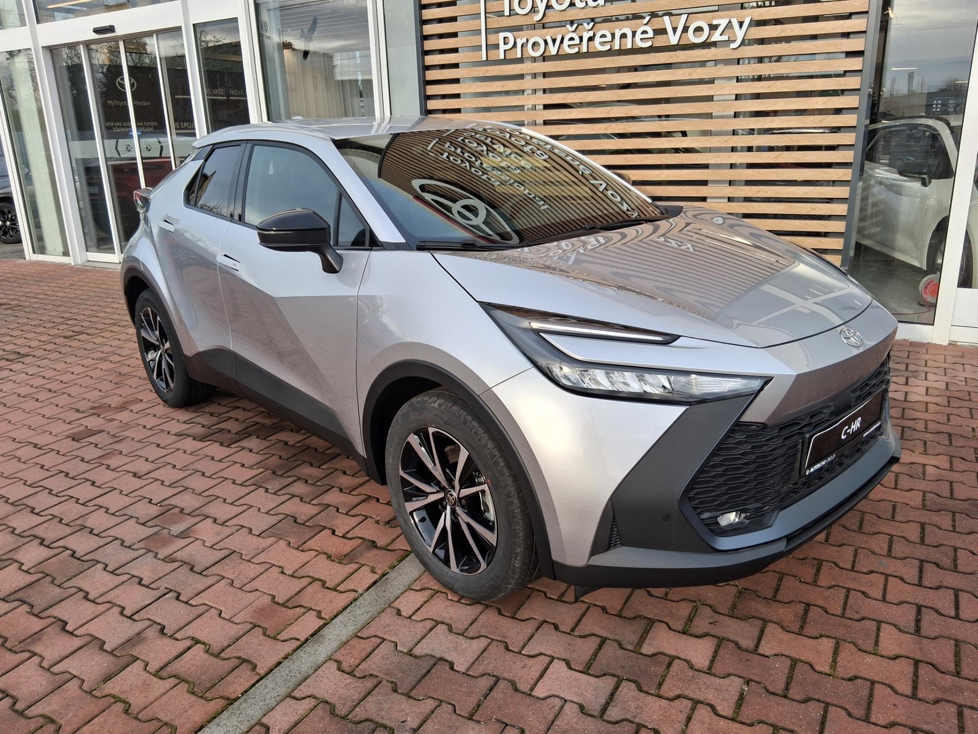 Toyota C-HR 2,0 PHEV 4X2 STYLE