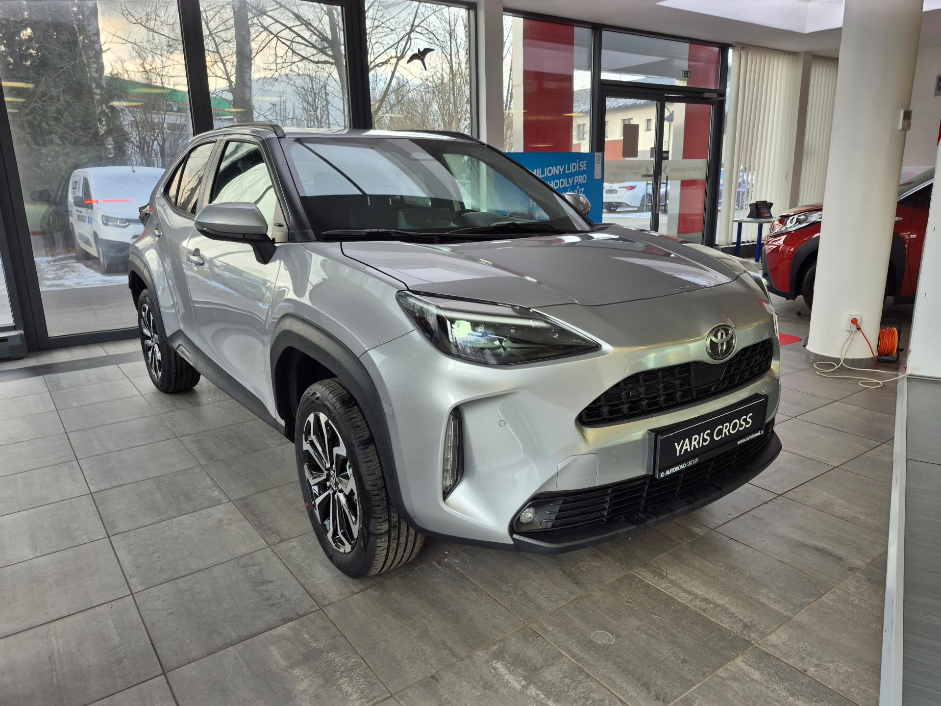 Toyota Yaris Cross Style 4×4 1.5 Hybrid 130 (130 k)