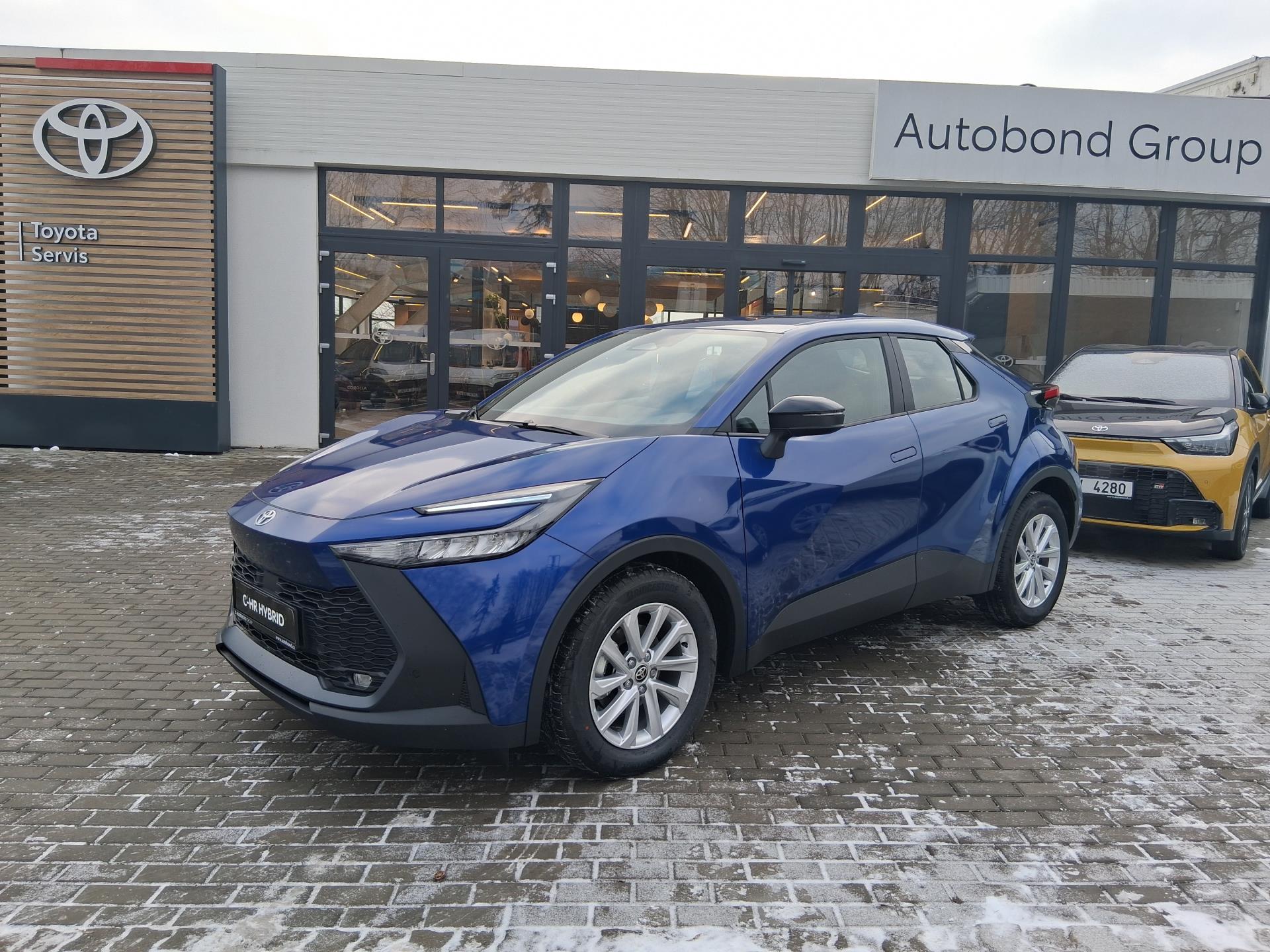 Toyota C-HR 1,8 HEV Comfort Business