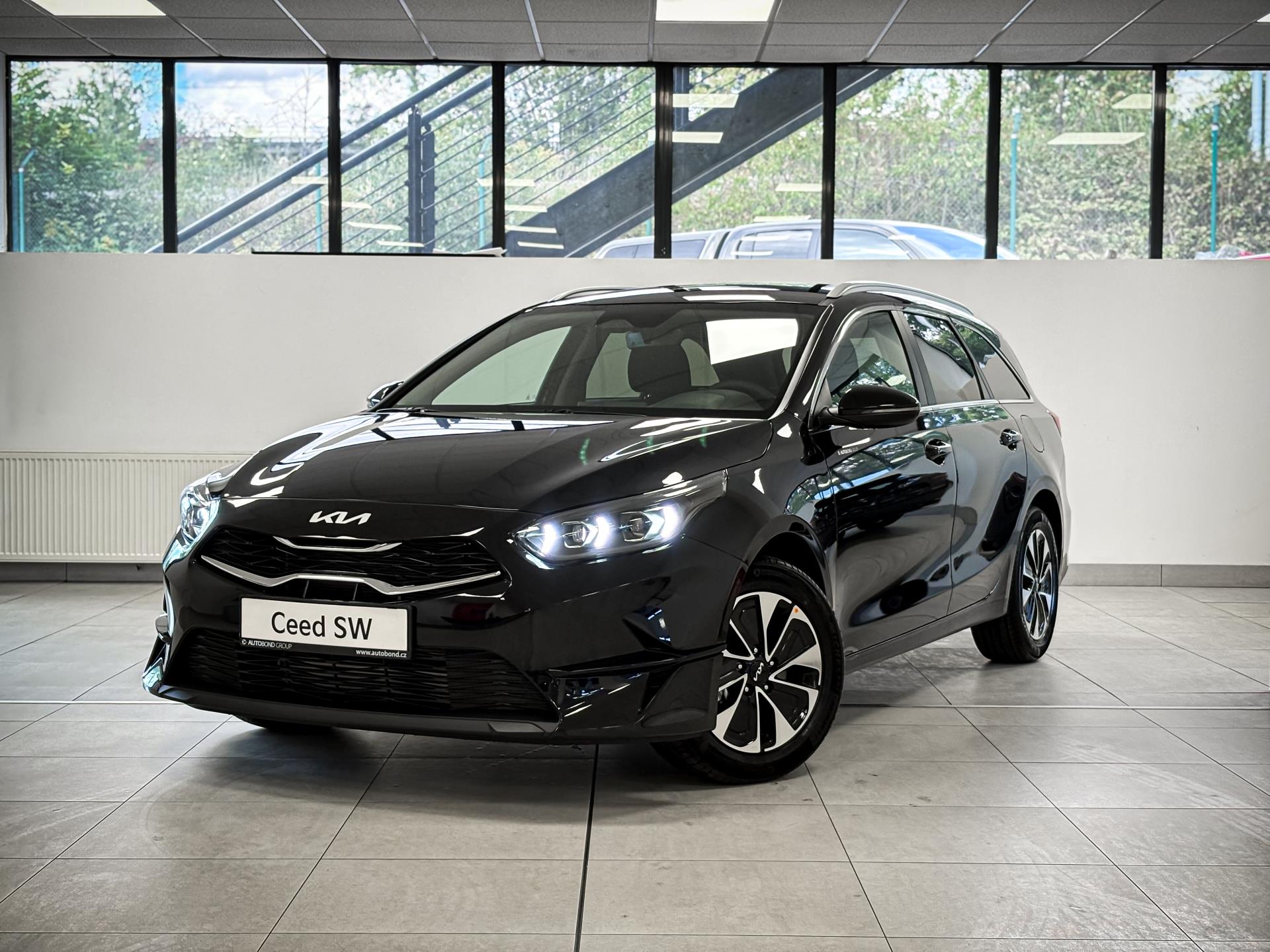 KIA Ceed 1,5 T-GDi GPF 7DCT TOP (2025)
