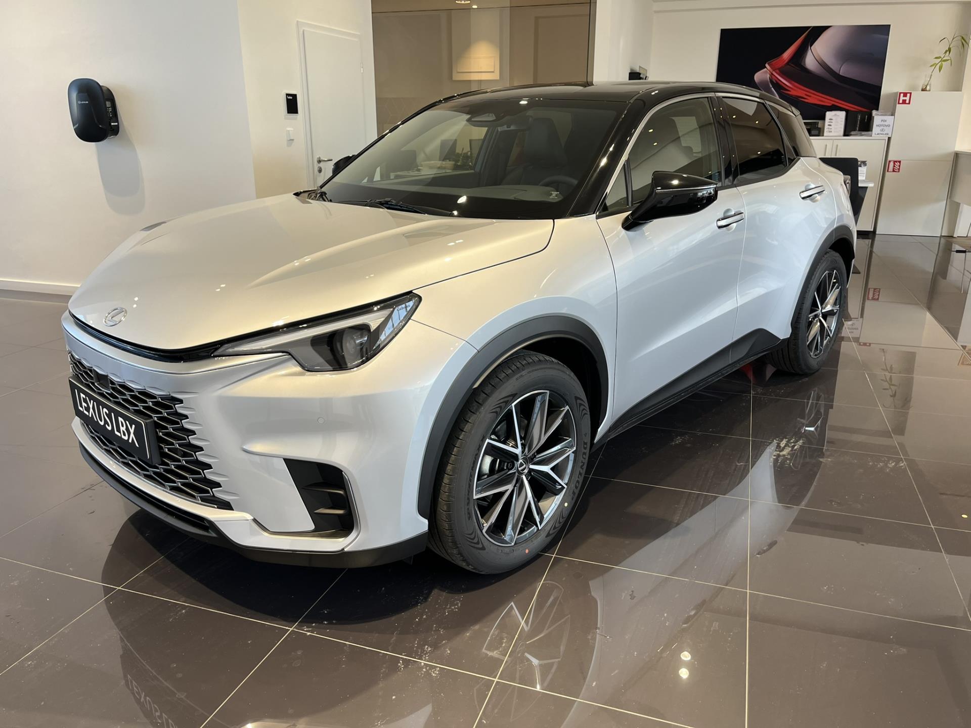 Lexus LBX EMOTION TECH