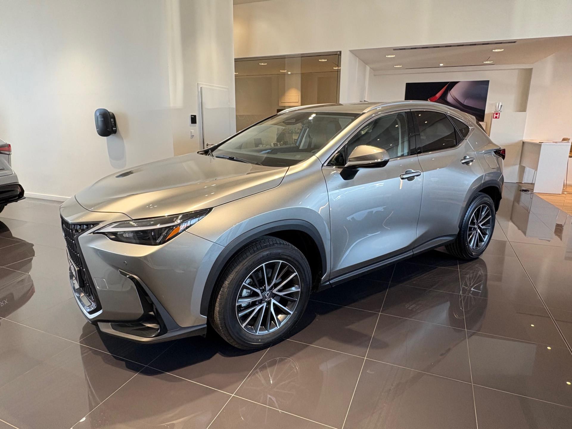 Lexus NX 350h EXECUTIVE (2×4)