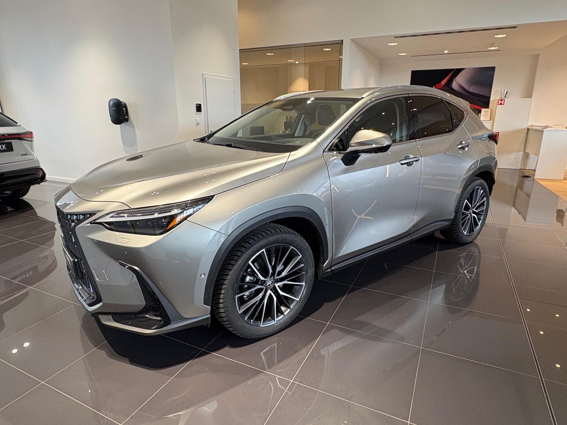 Lexus NX 350h LUXURY 4×4