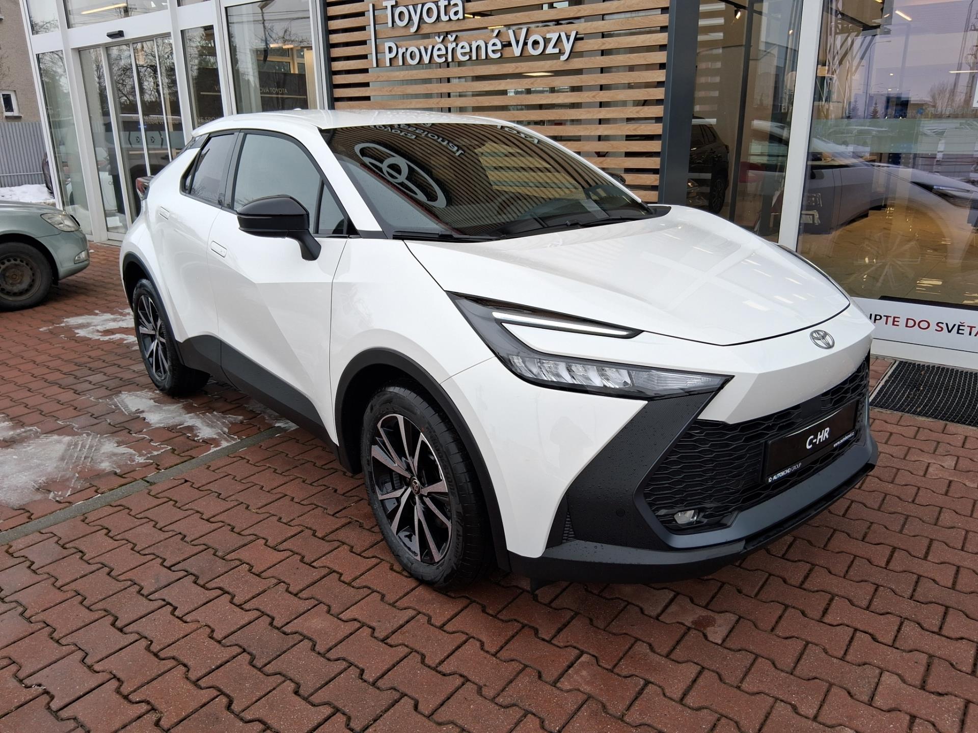 Toyota C-HR 2,0 PHEV 4X2 STYLE