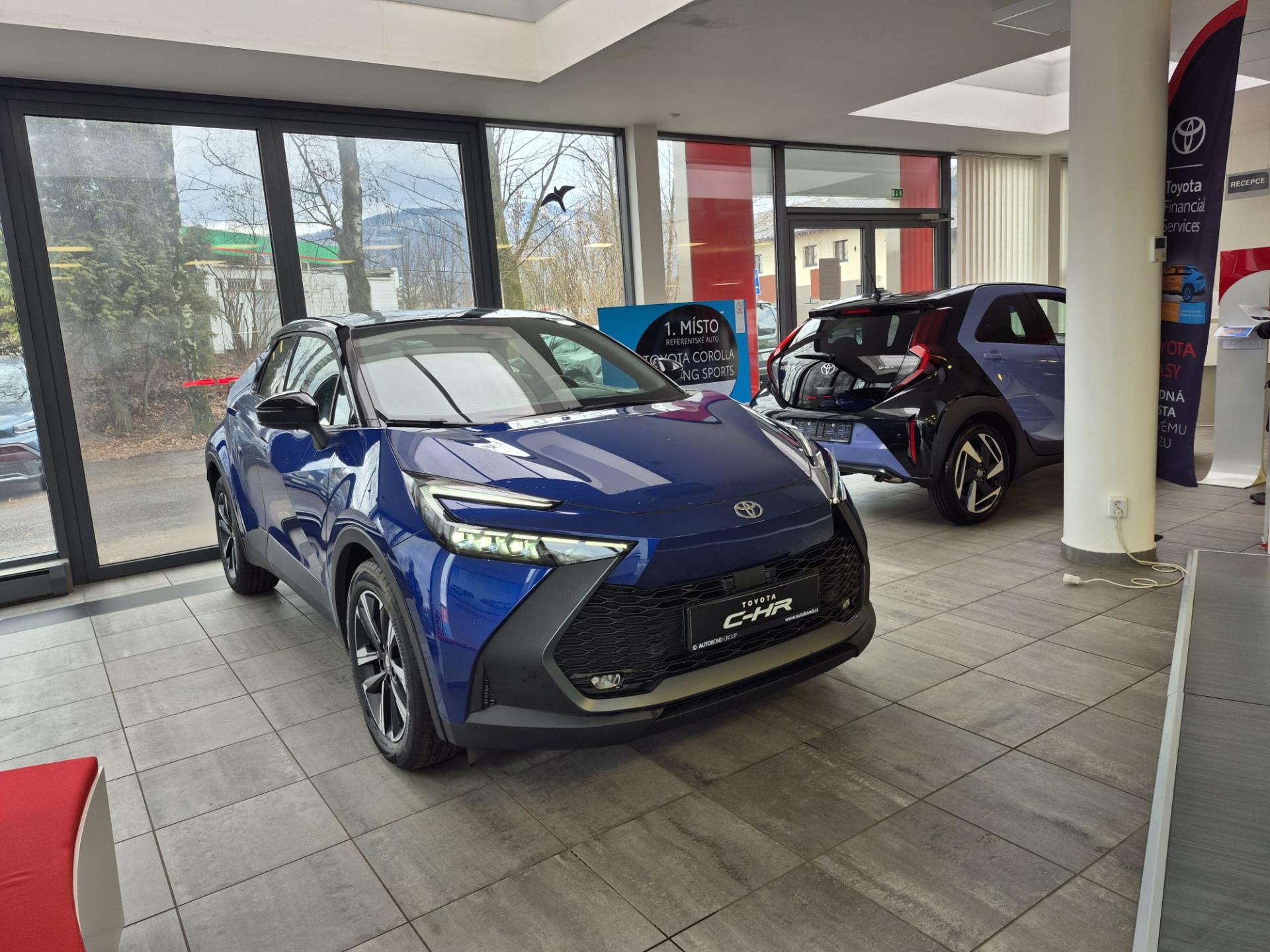 Toyota C-HR Style 1.8 Hybrid (140 k)